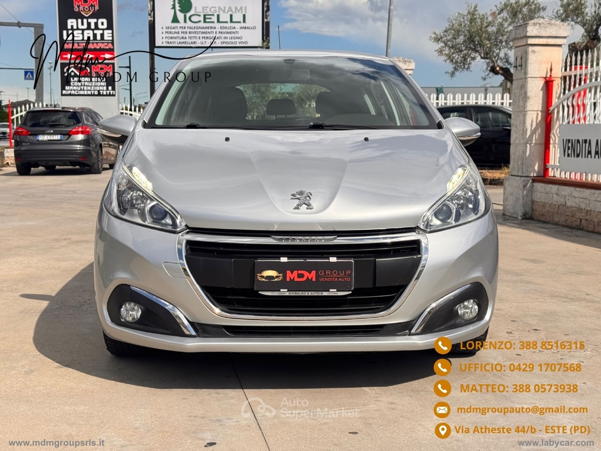 Peugeot 208