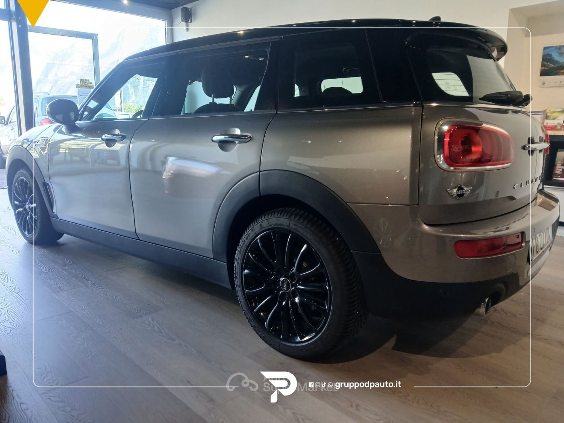 MINI Clubman