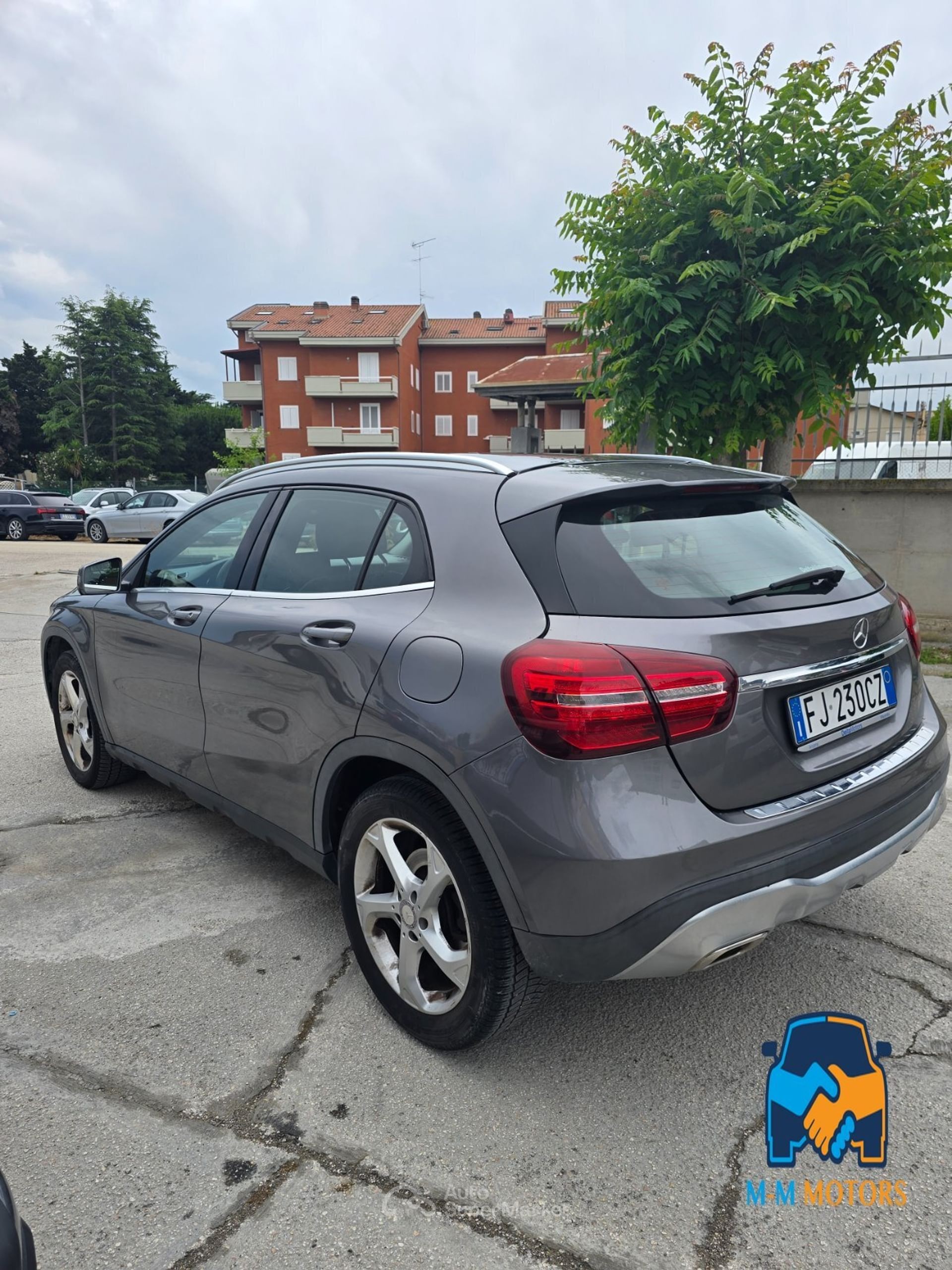Mercedes-Benz GLA