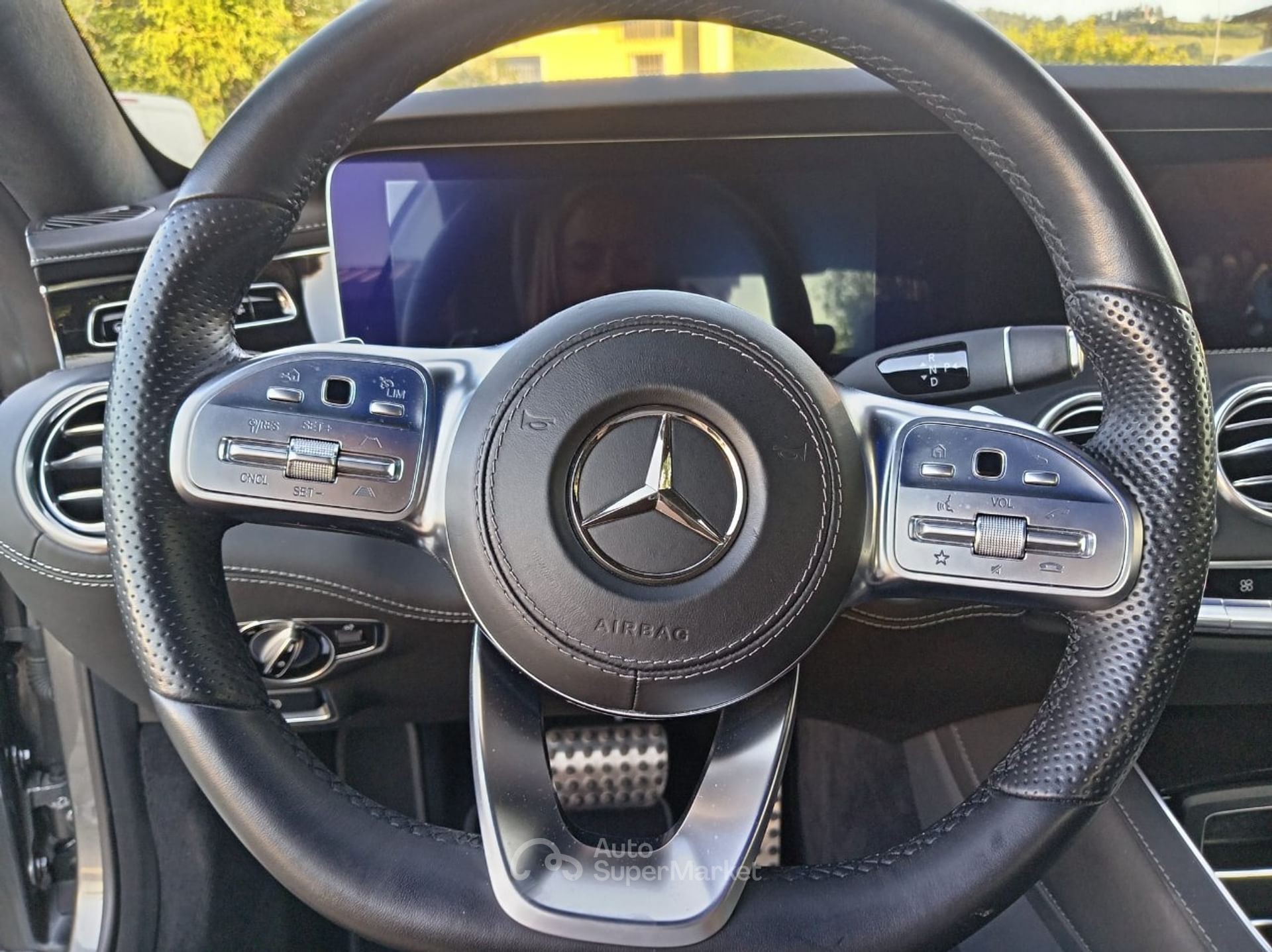 Mercedes-Benz 220 S