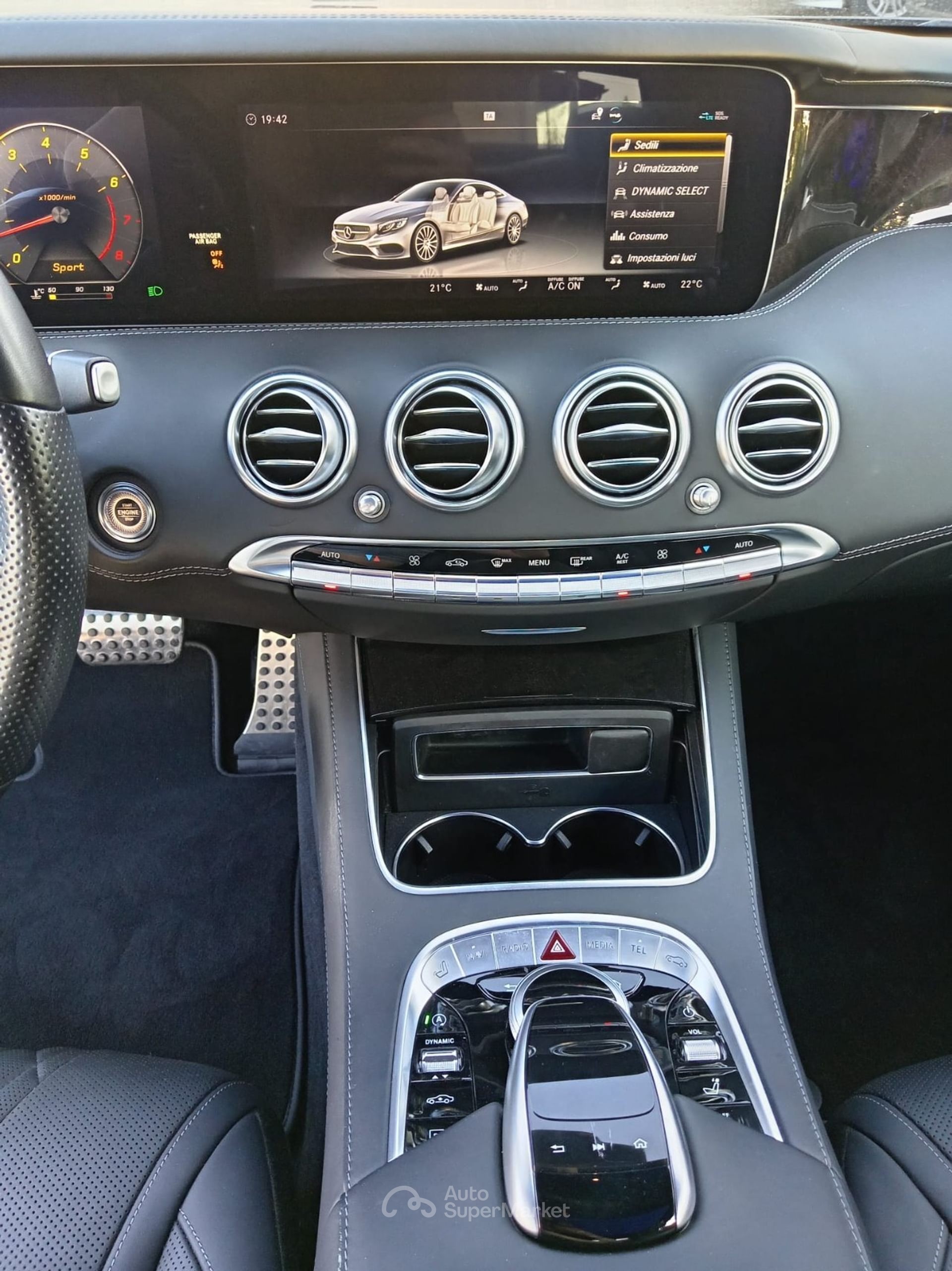 Mercedes-Benz 220 S