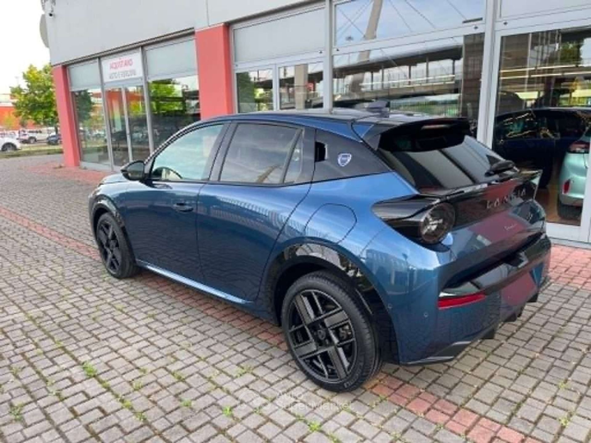 Lancia Ypsilon
