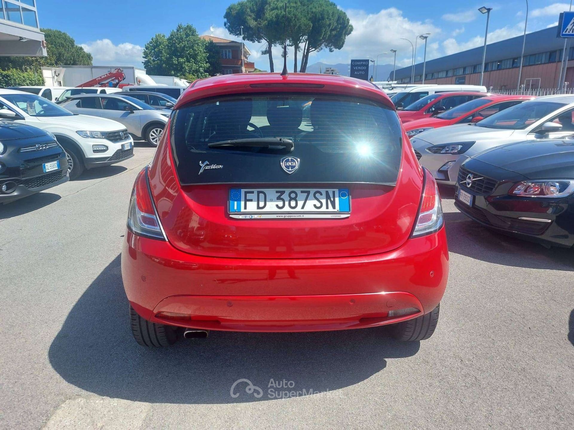 Lancia Ypsilon