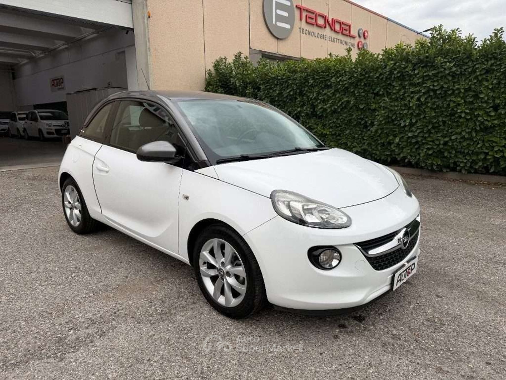 Opel Adam