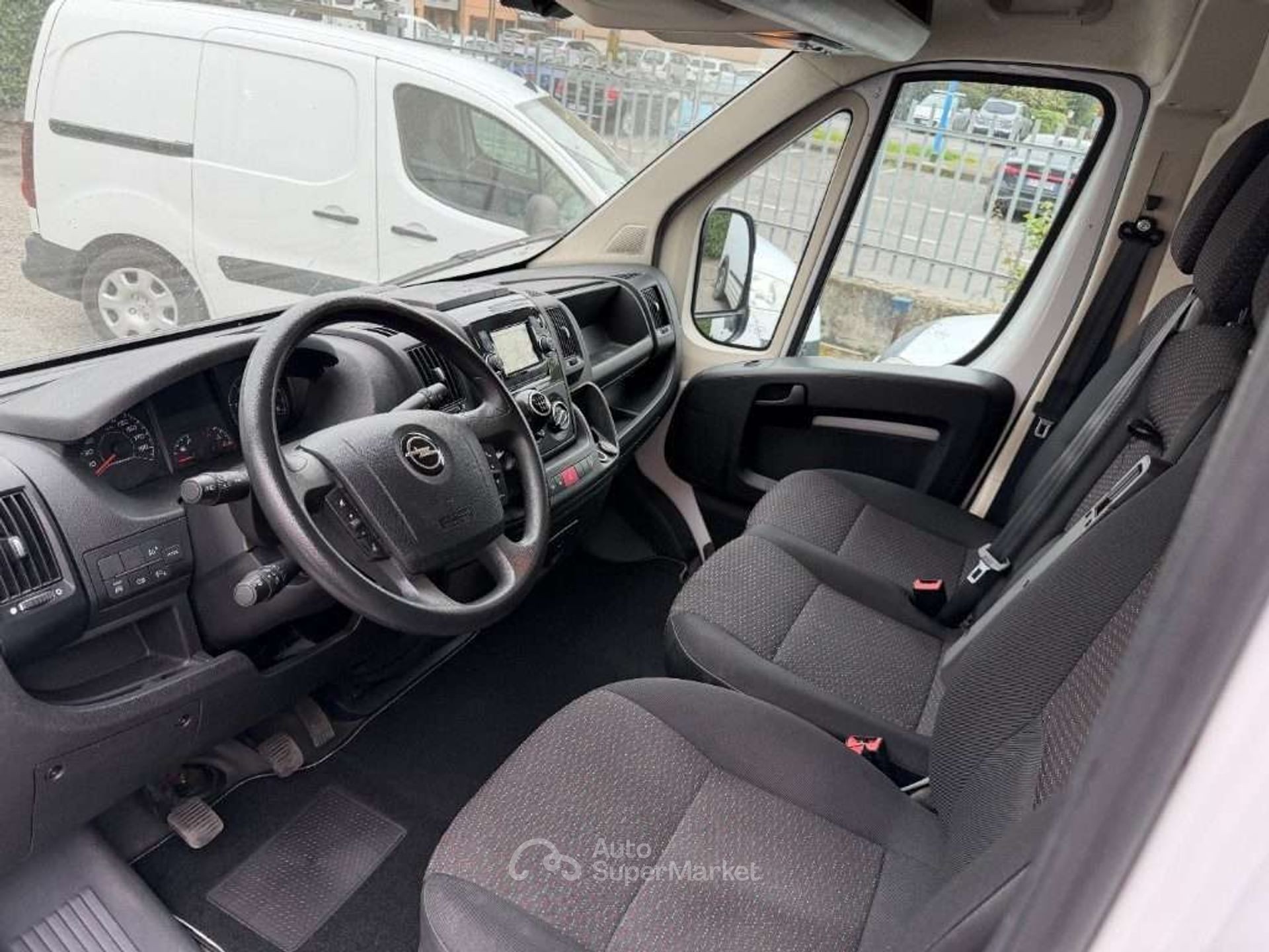 Opel Movano