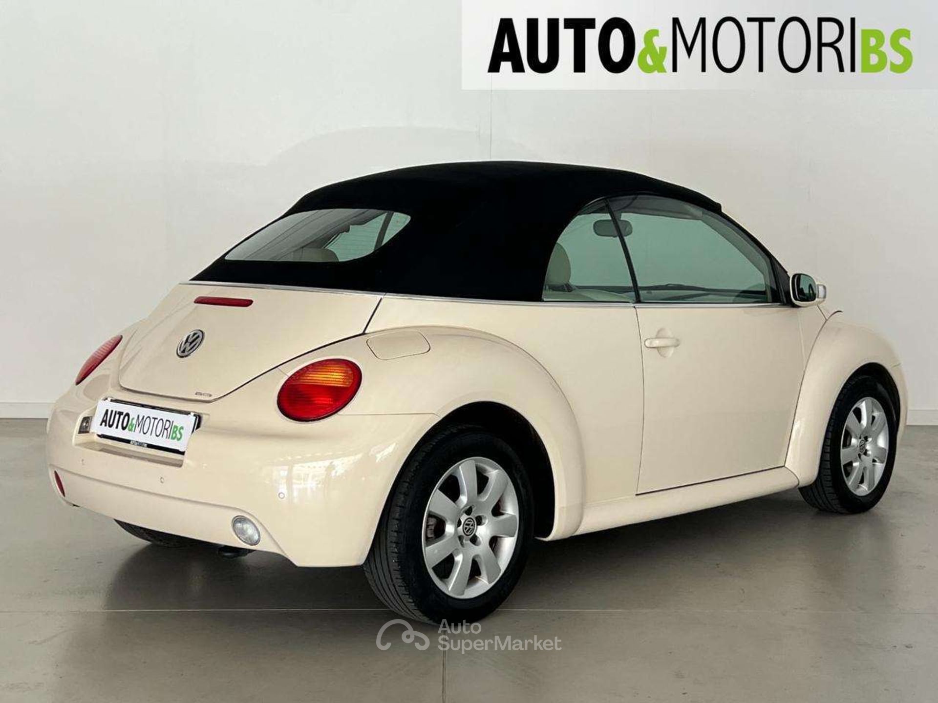 Volkswagen New Beetle