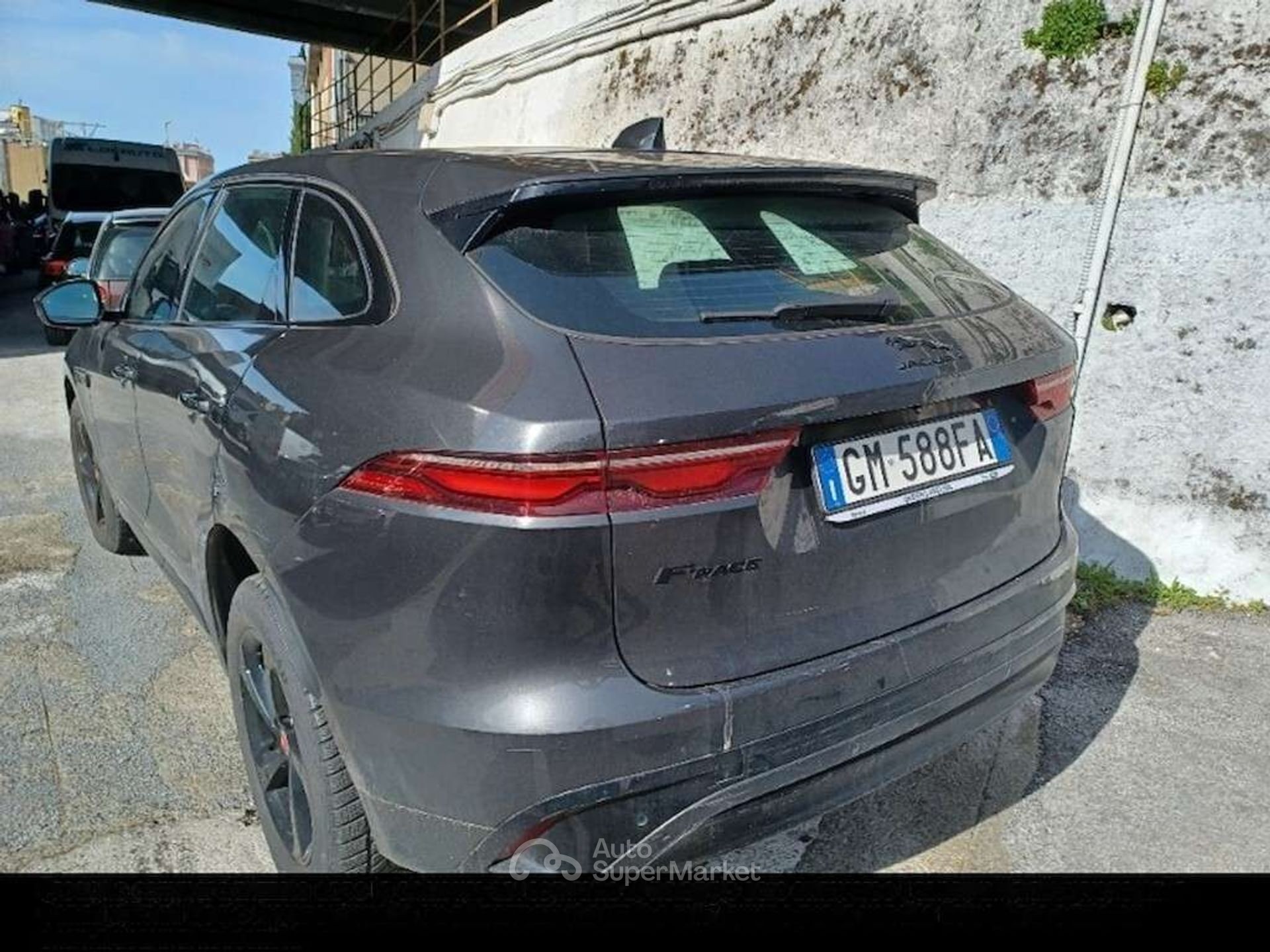 Jaguar F-Pace