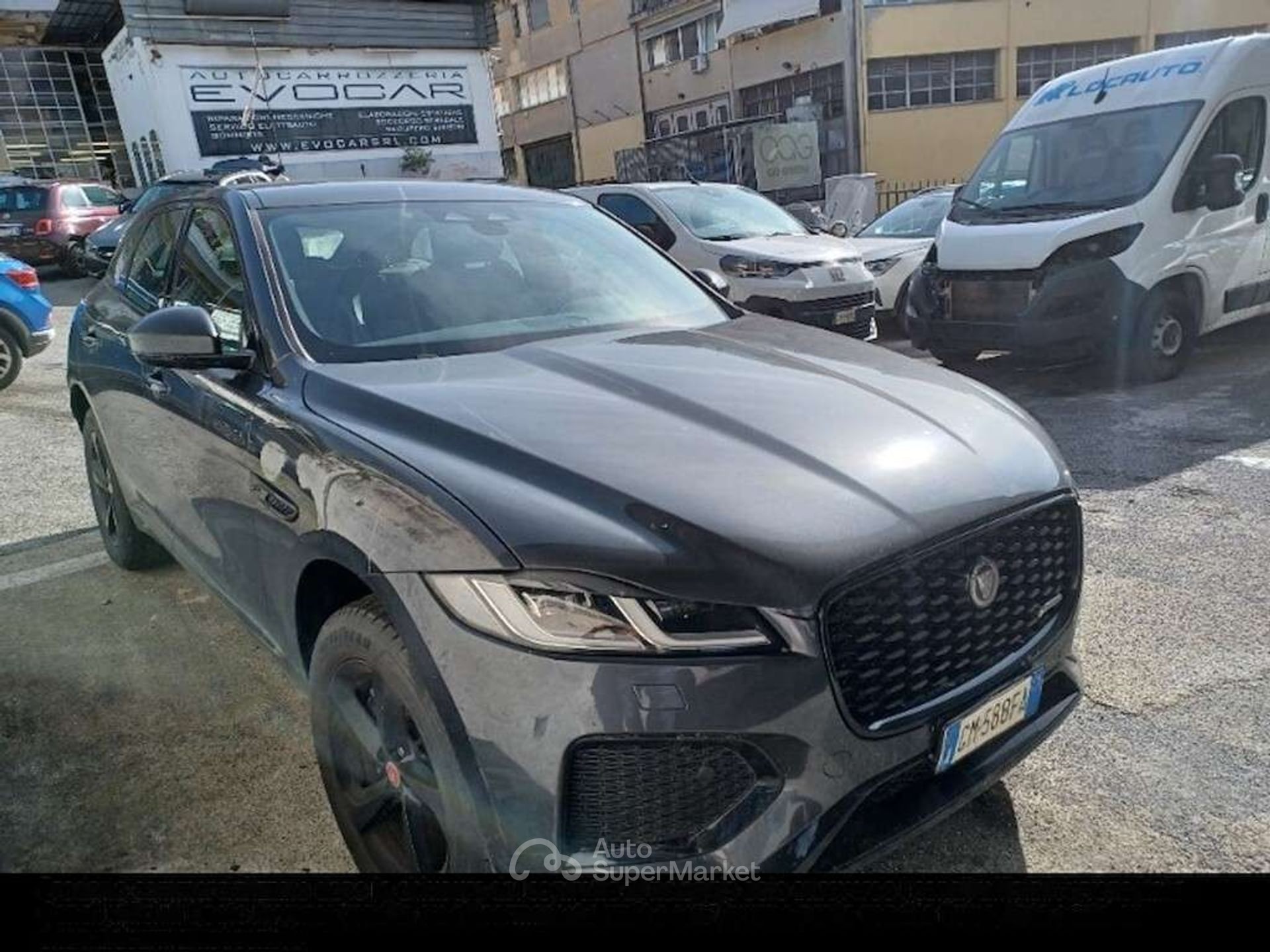 Jaguar F-Pace