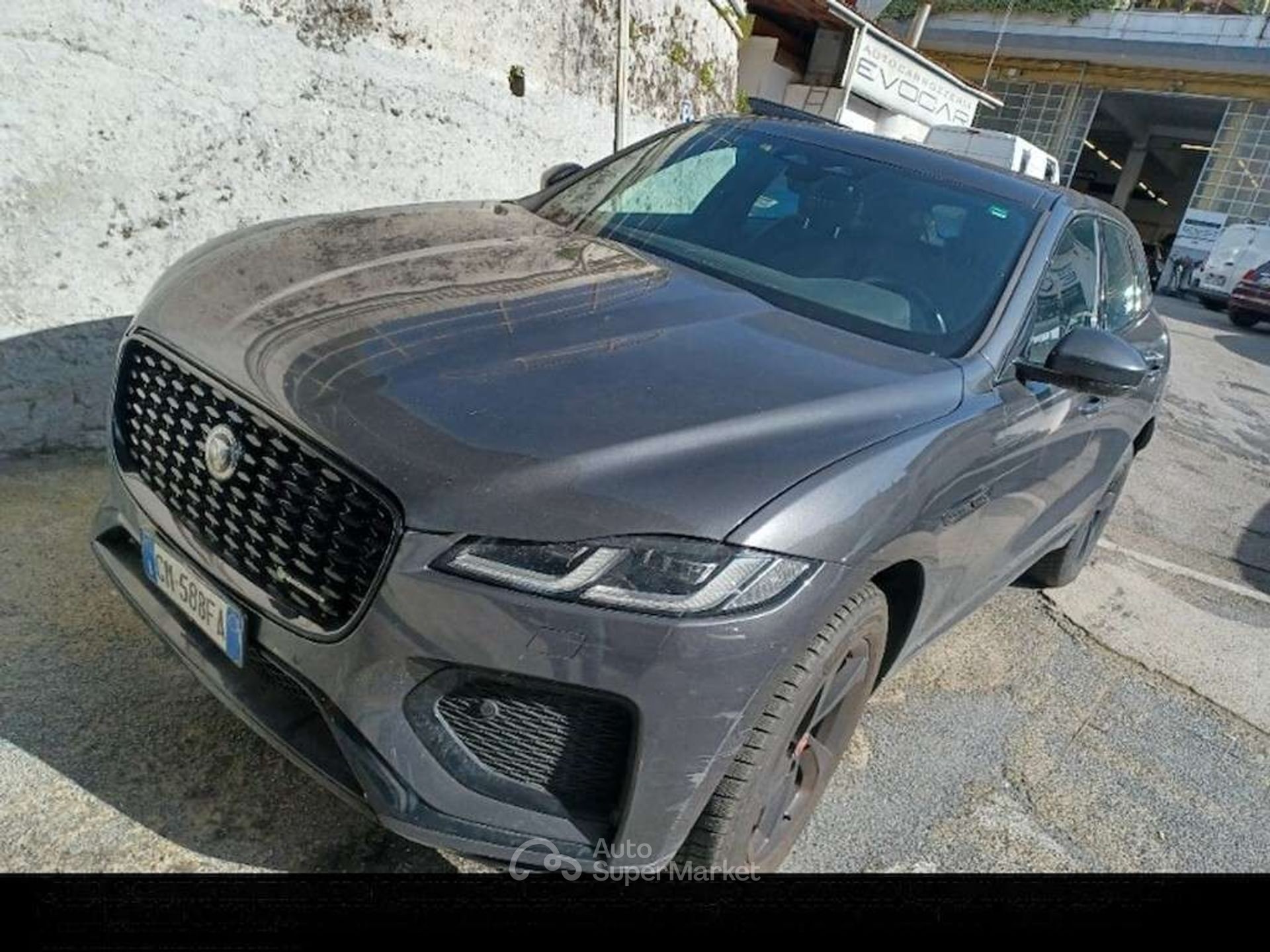 Jaguar F-Pace