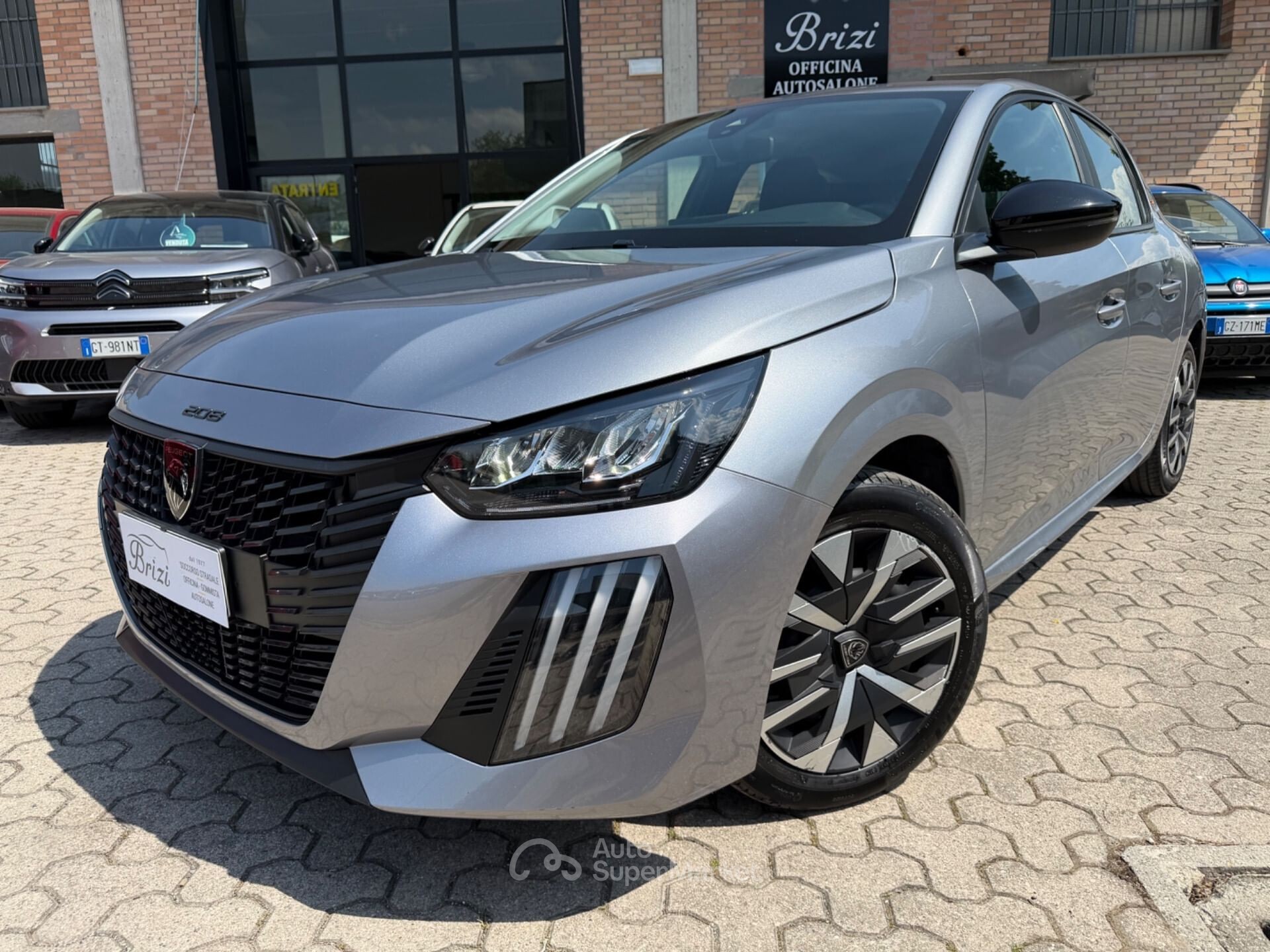 Peugeot 208