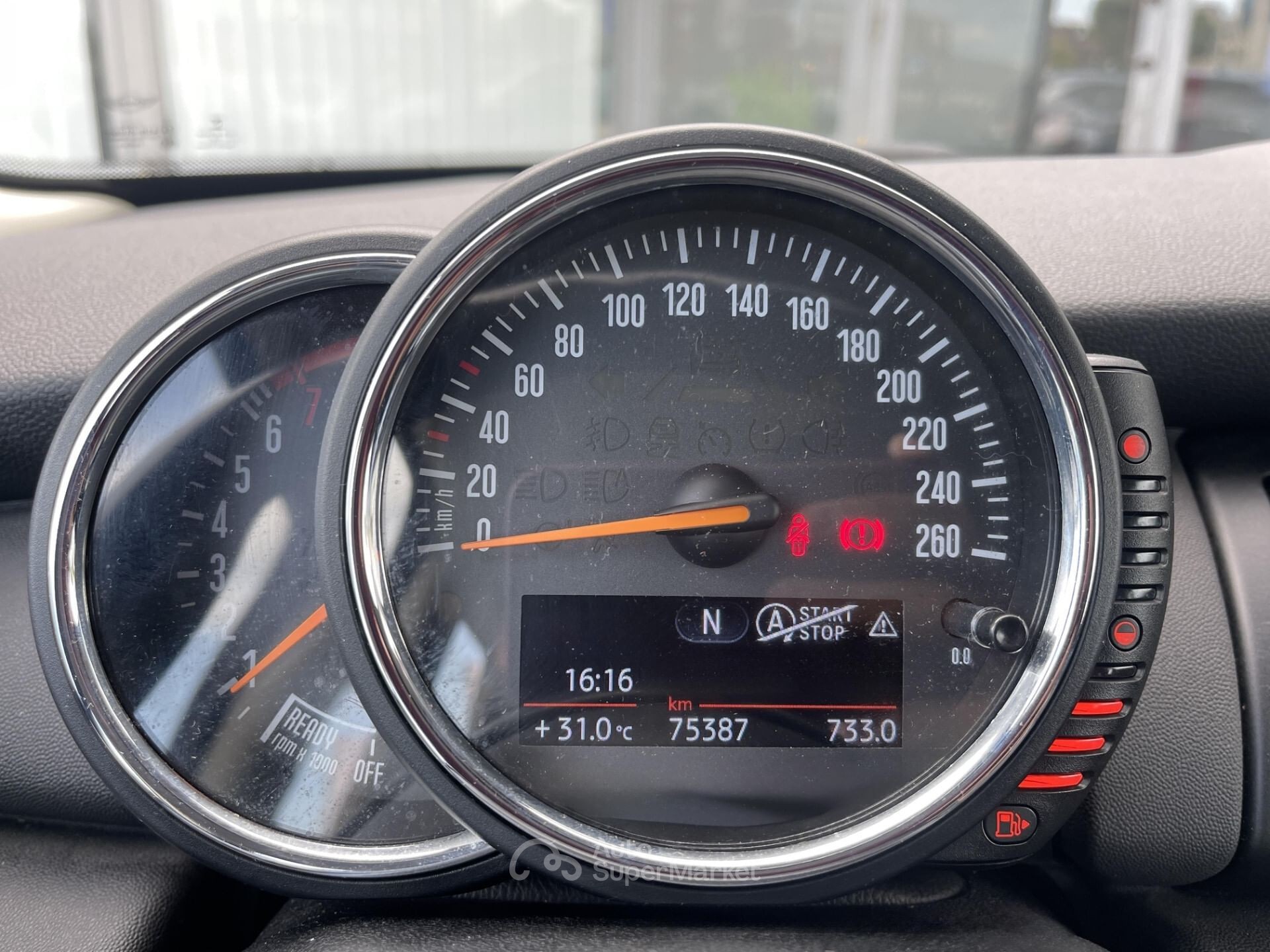 MINI 1.5 Cooper D Hype 5