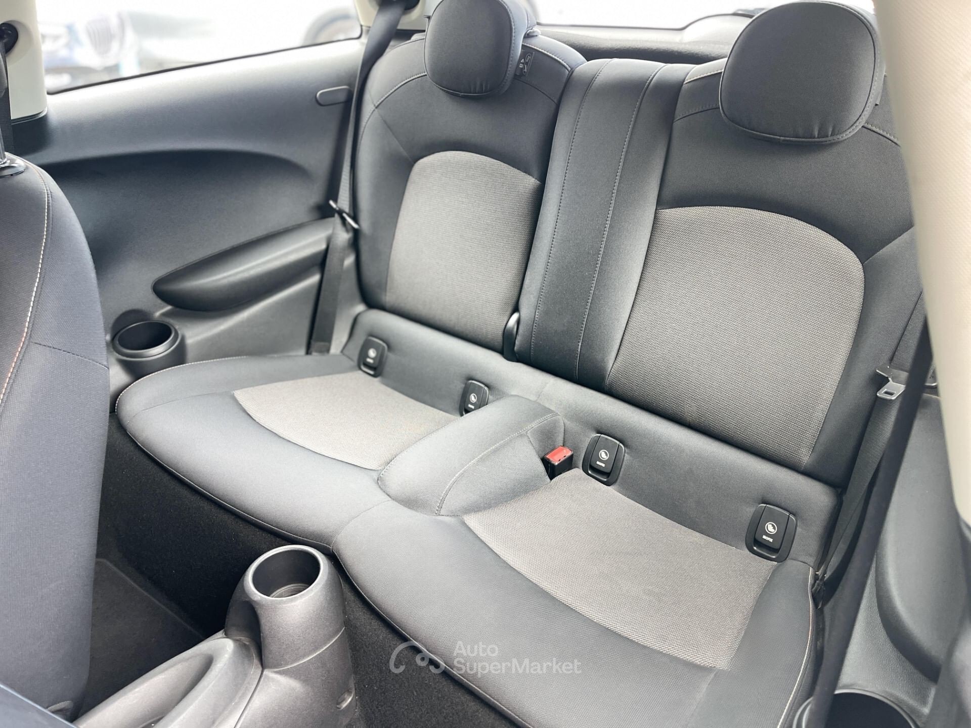 MINI 1.5 Cooper D Hype 5