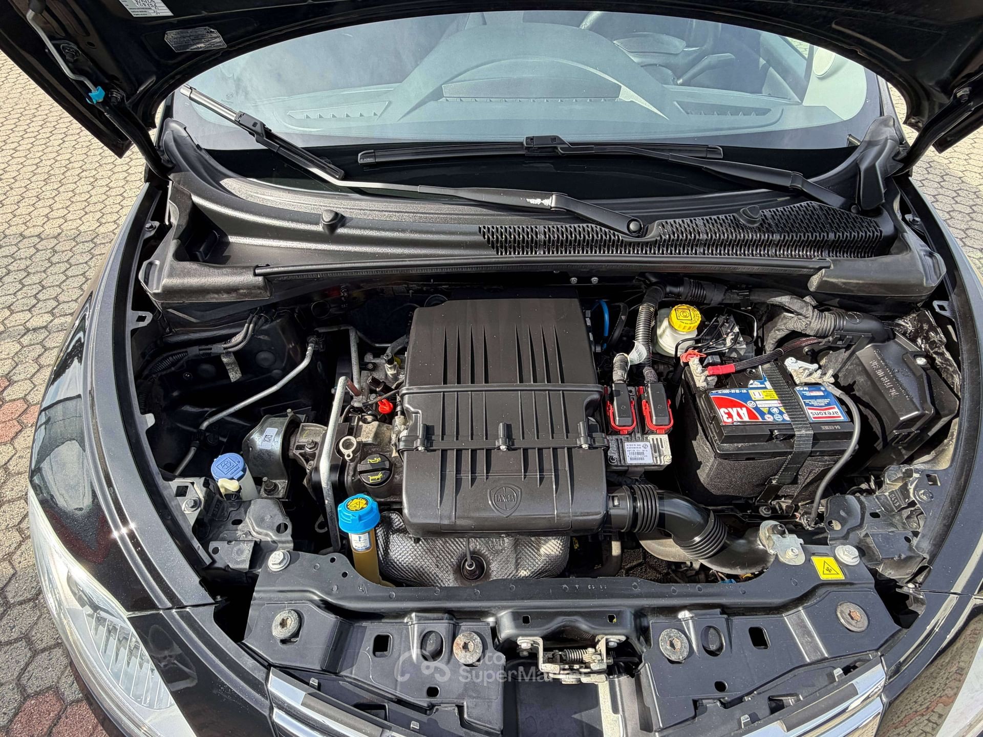 Lancia Ypsilon