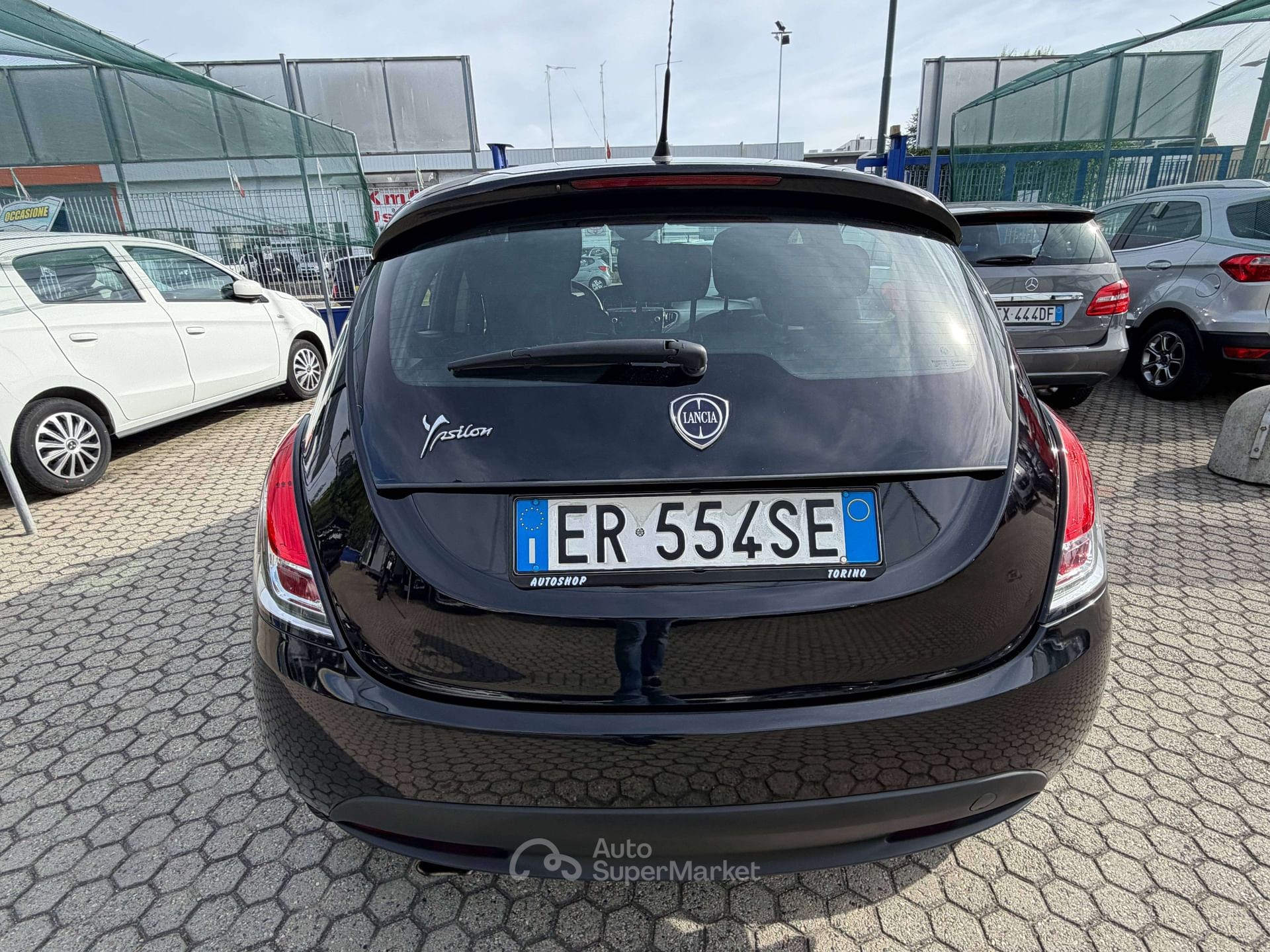 Lancia Ypsilon