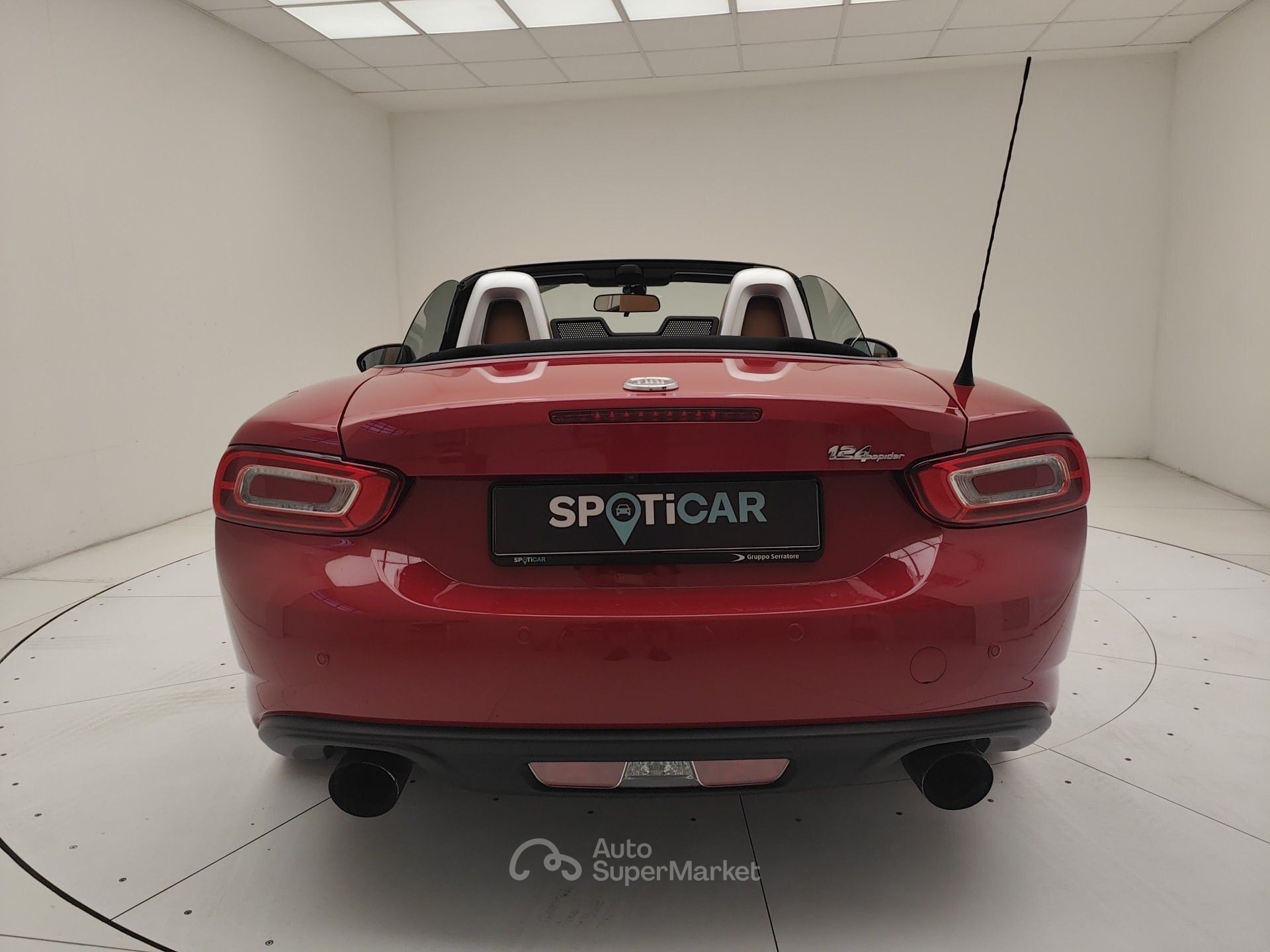 Fiat 124 spider