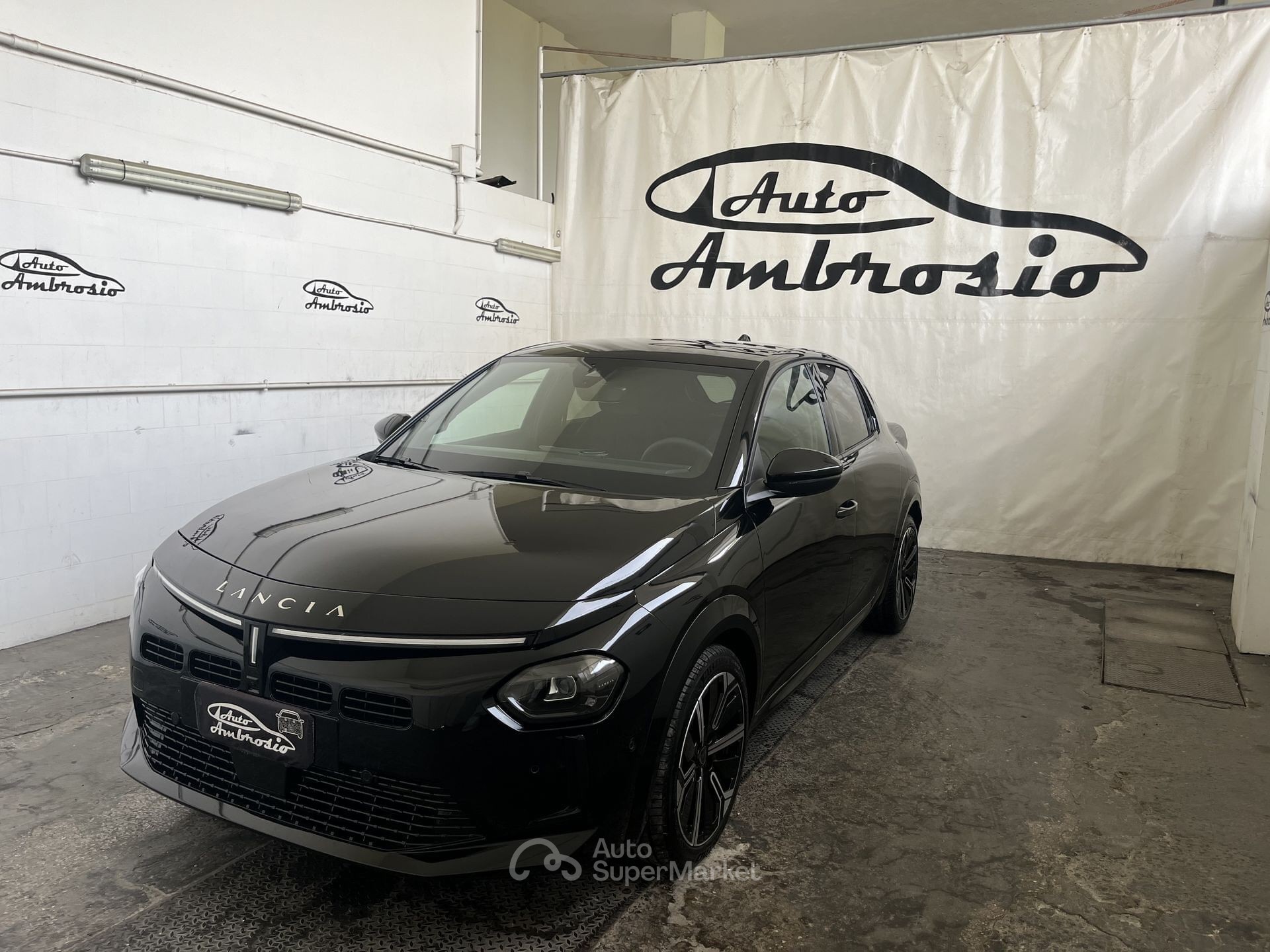 Lancia Ypsilon