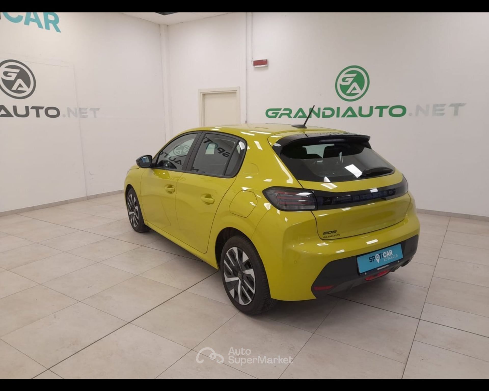Peugeot 208