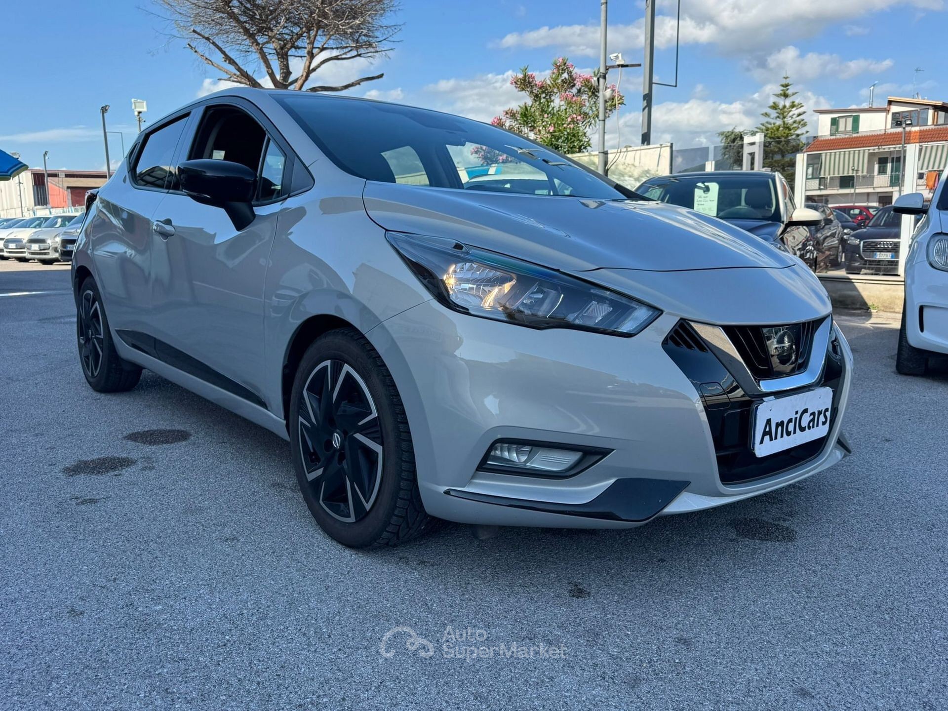 Nissan Micra