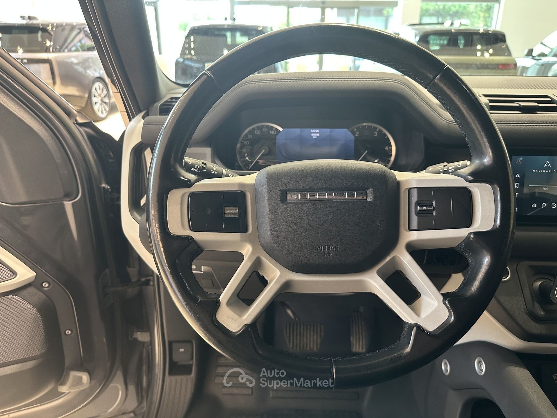 Land Rover Defender