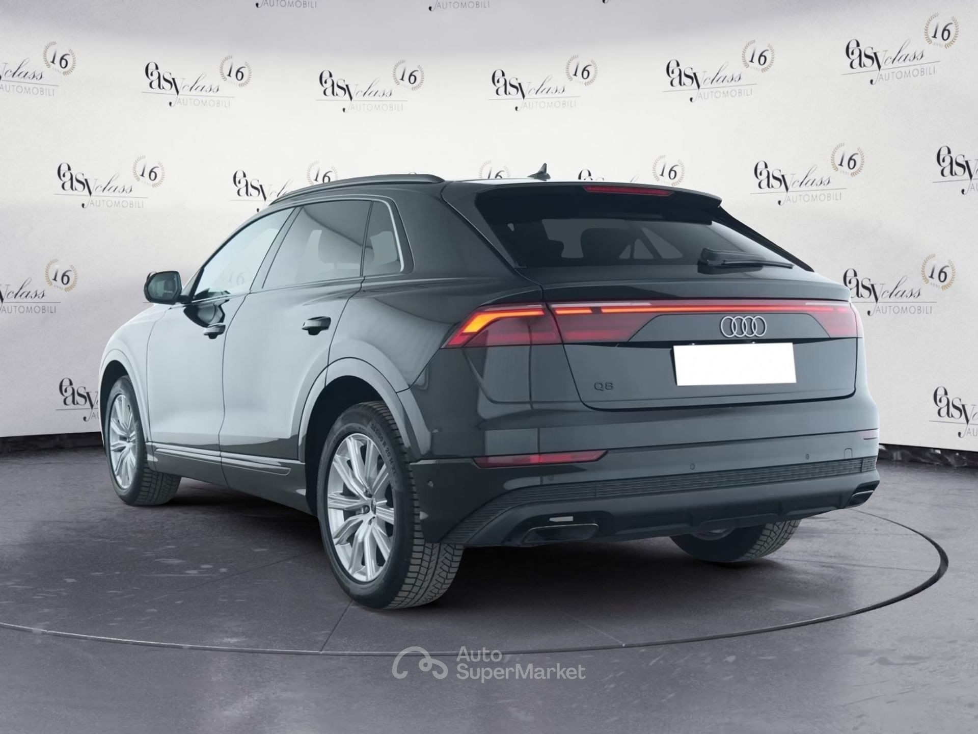 Audi Q8