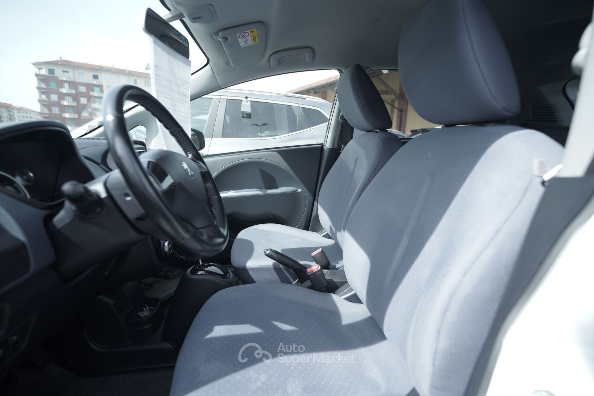 Peugeot iOn