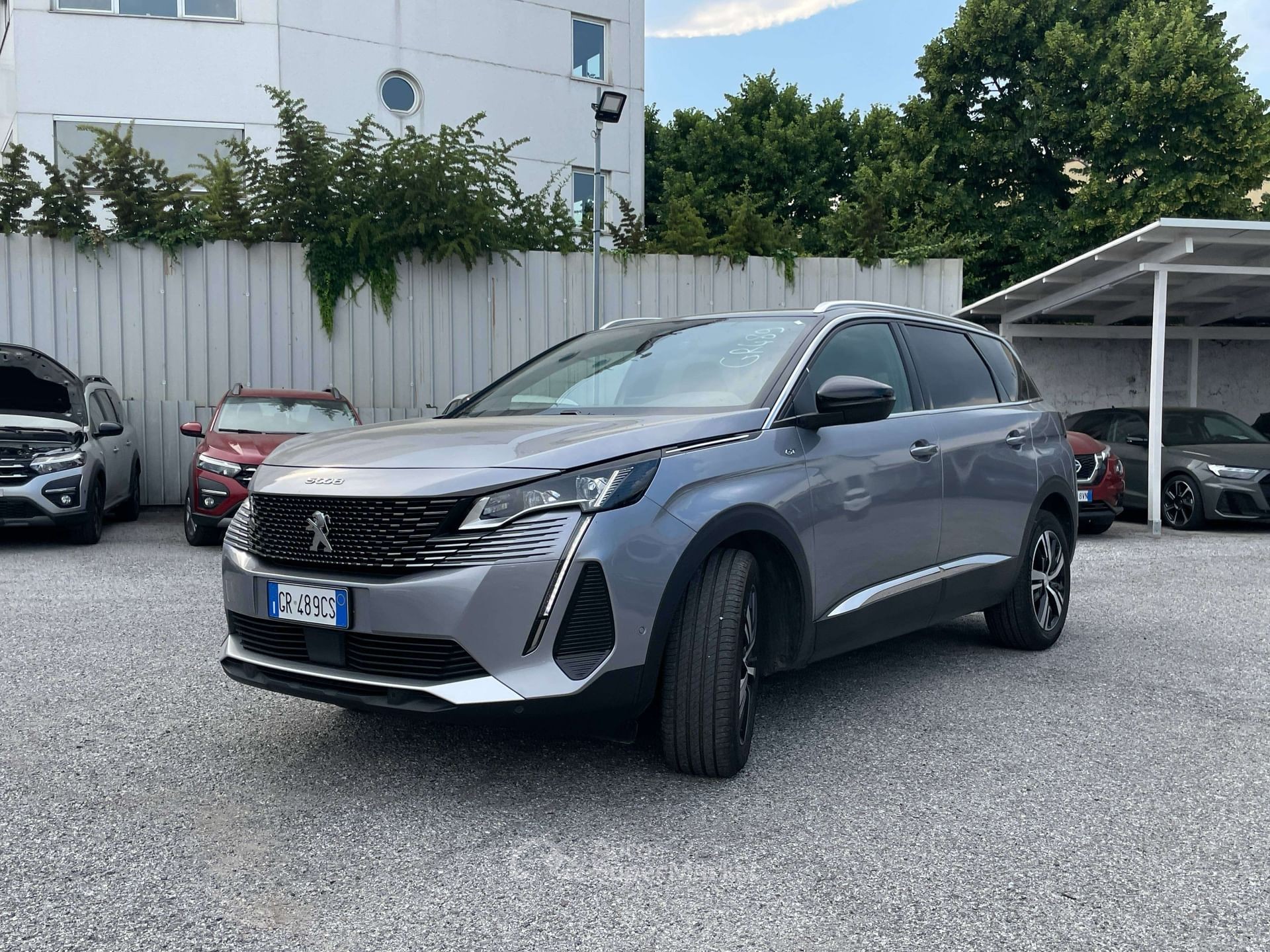Peugeot 5008