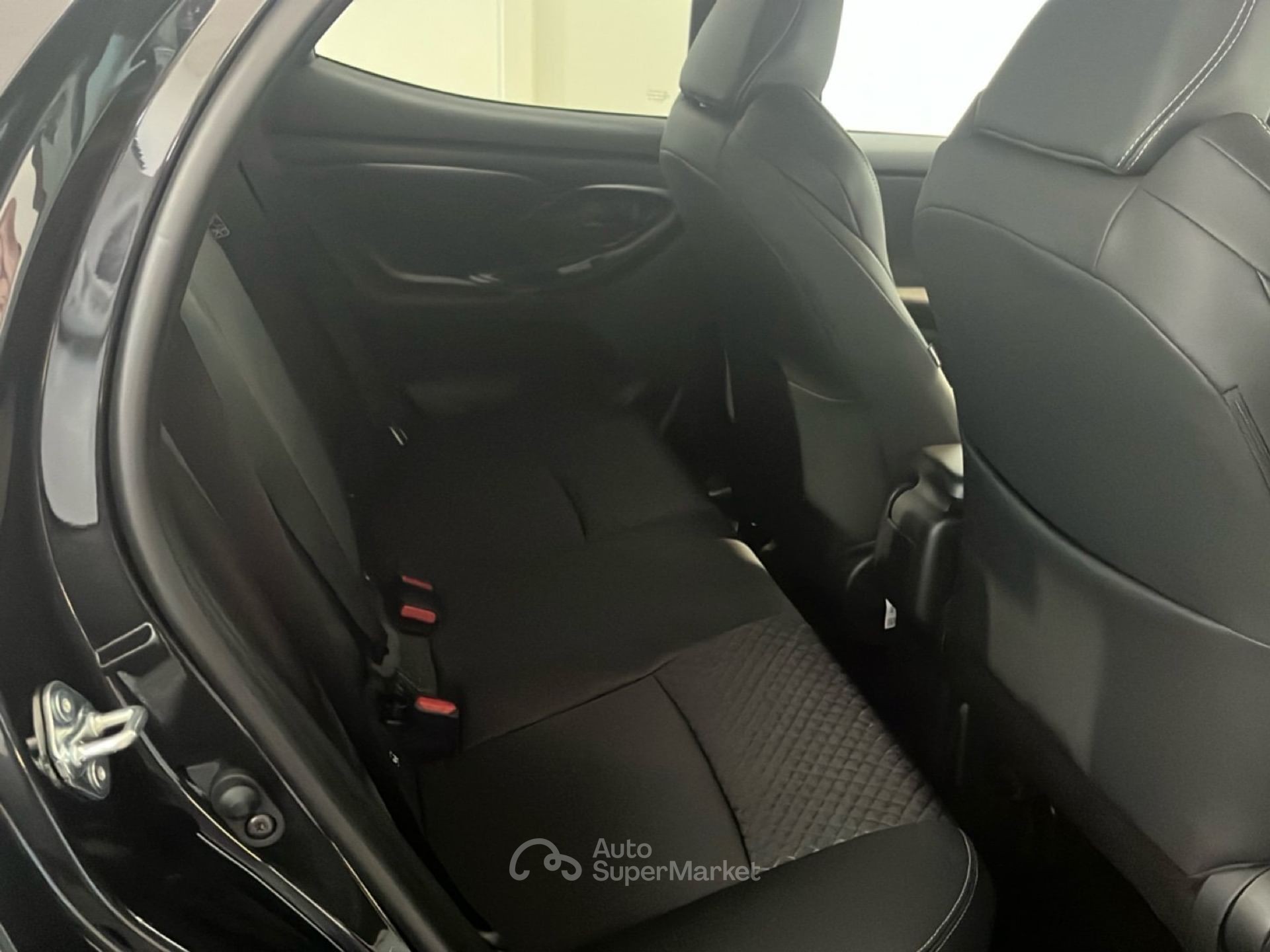Mazda 2 Hybrid