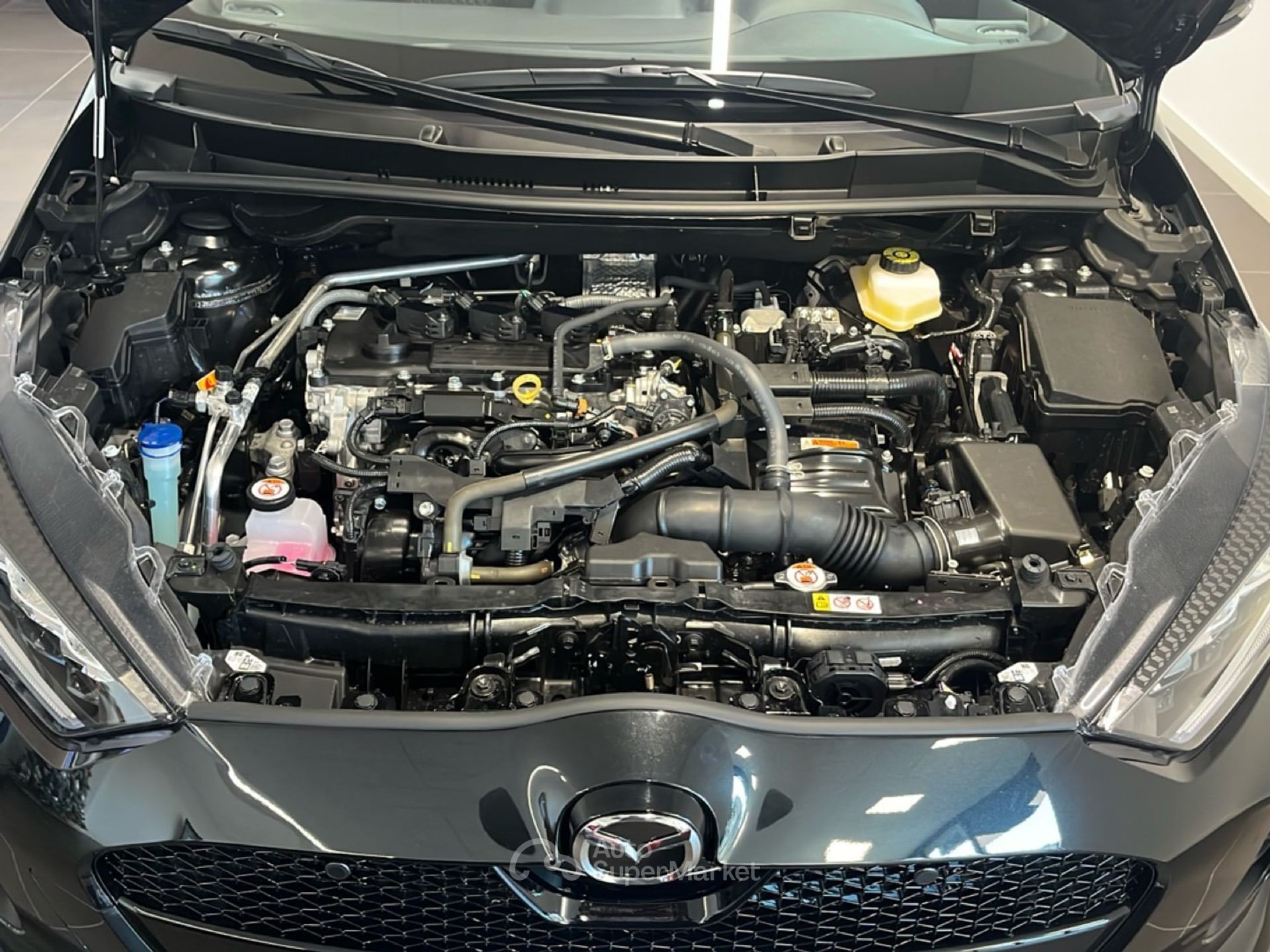 Mazda 2 Hybrid