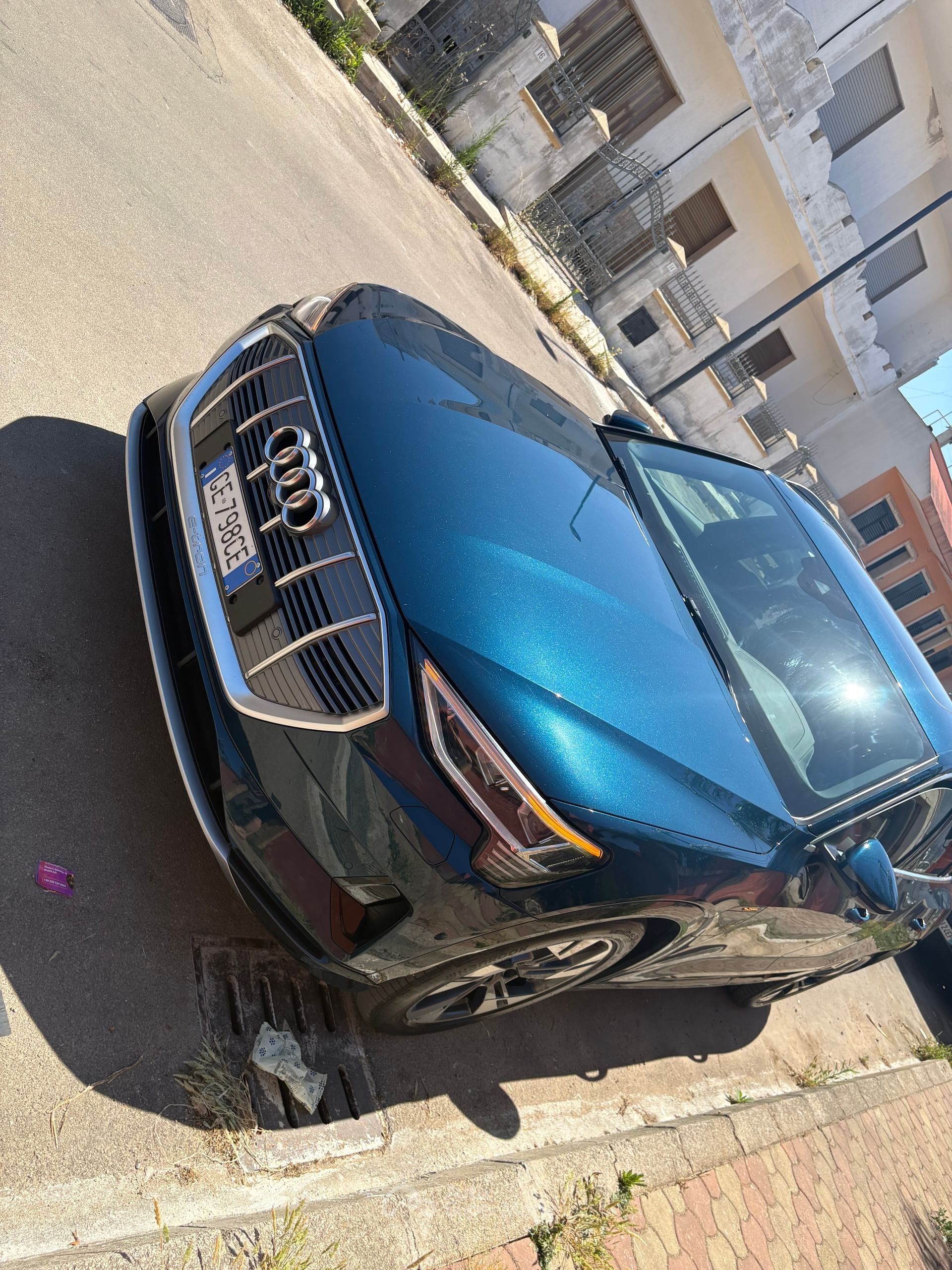 Audi e-tron