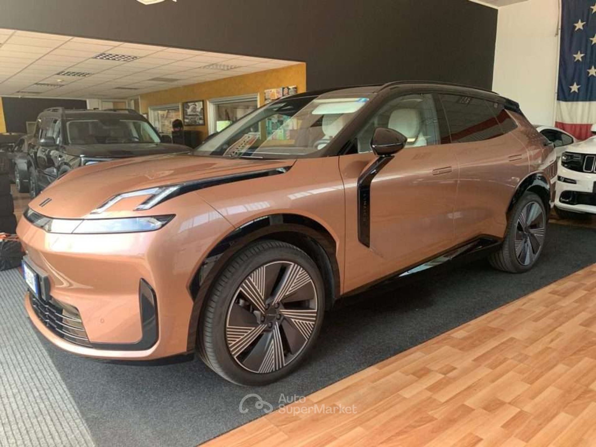 Lynk & Co 08