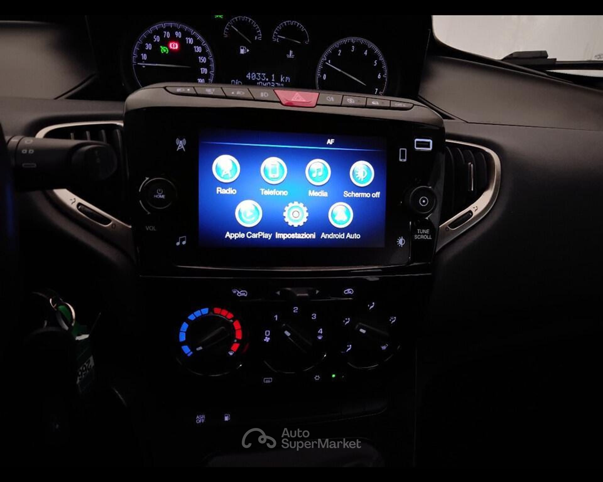 Lancia Ypsilon