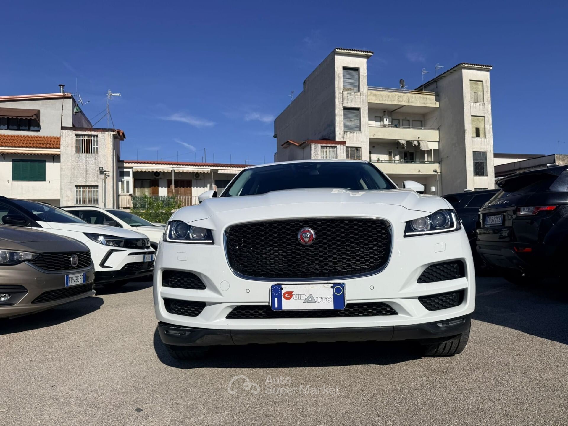 Jaguar F-Pace