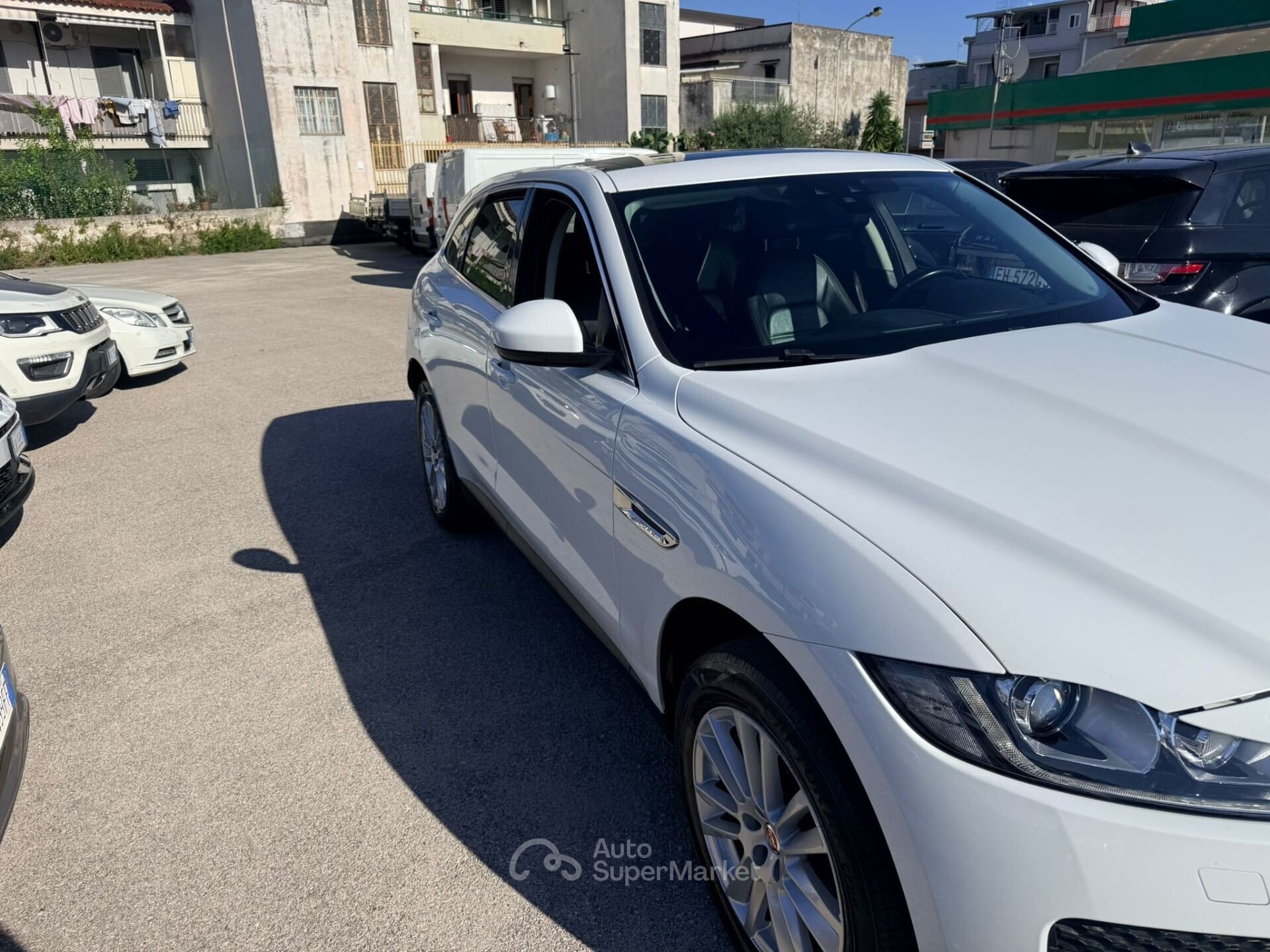 Jaguar F-Pace