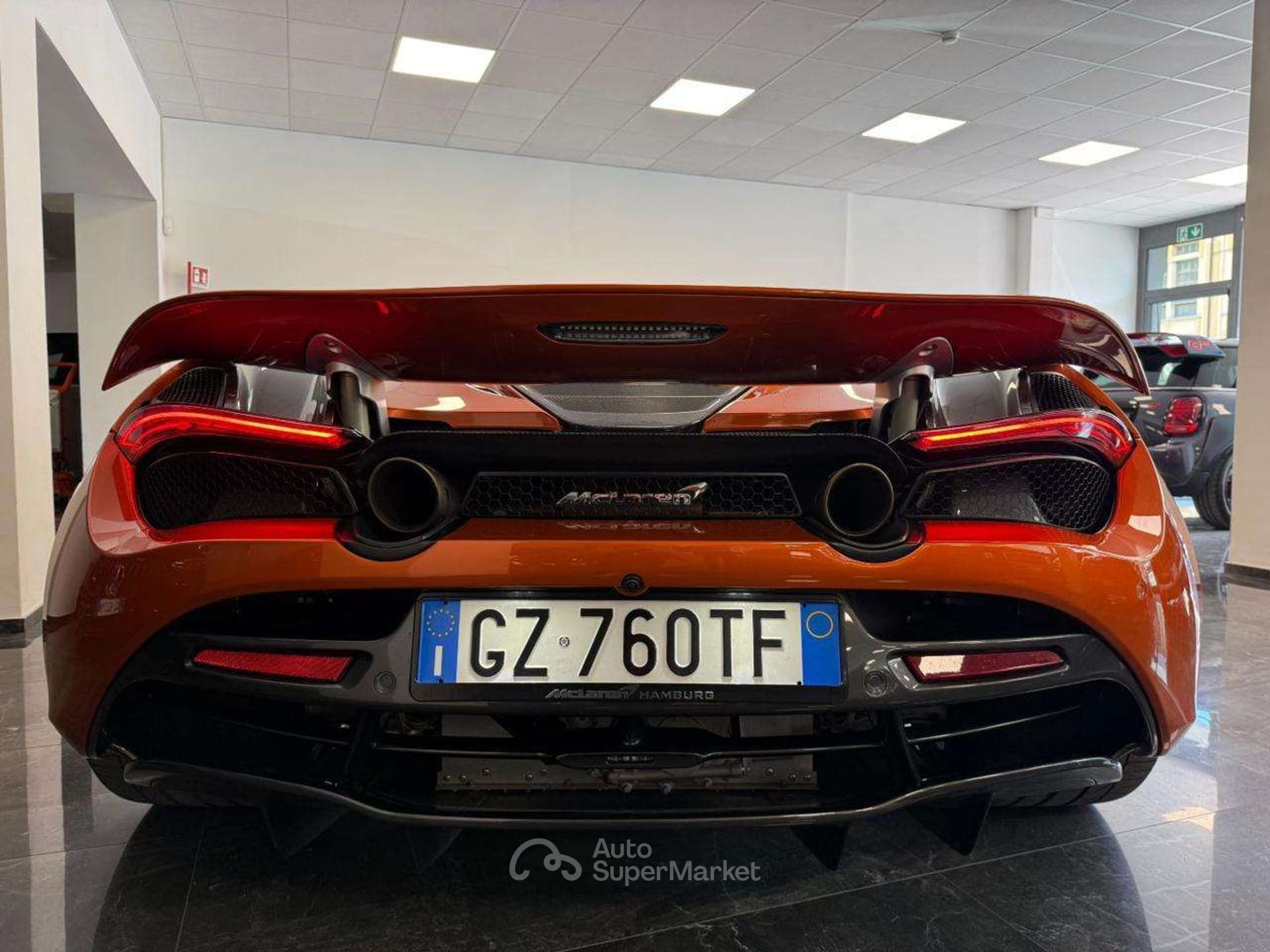 McLaren 720S