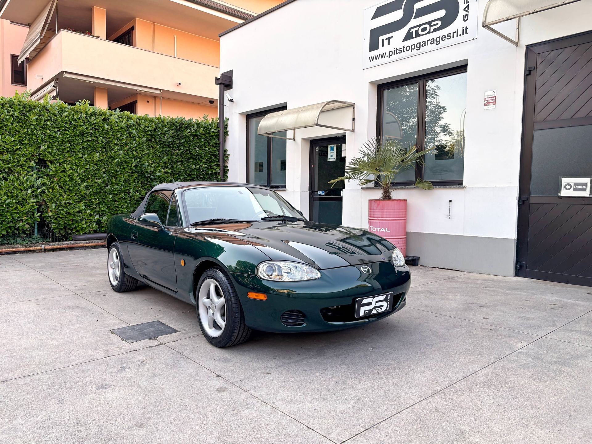 Mazda MX-5