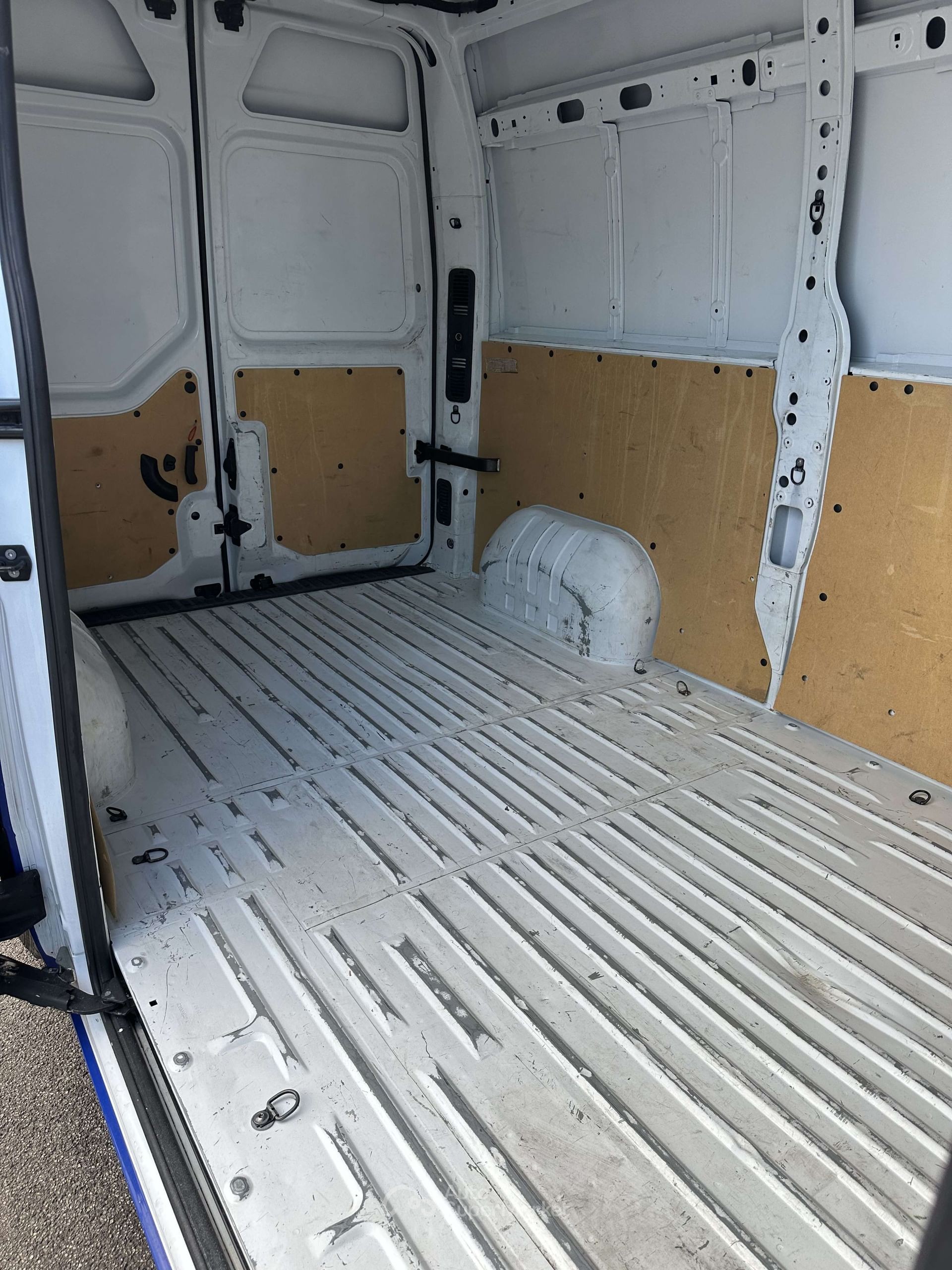 Nissan Interstar