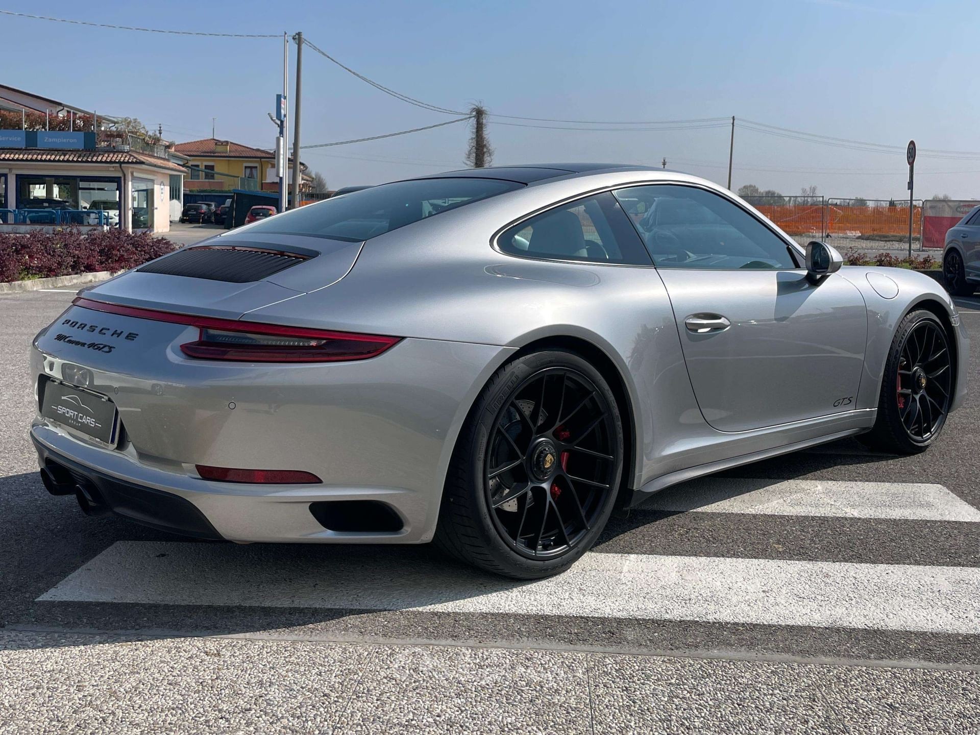Porsche 911