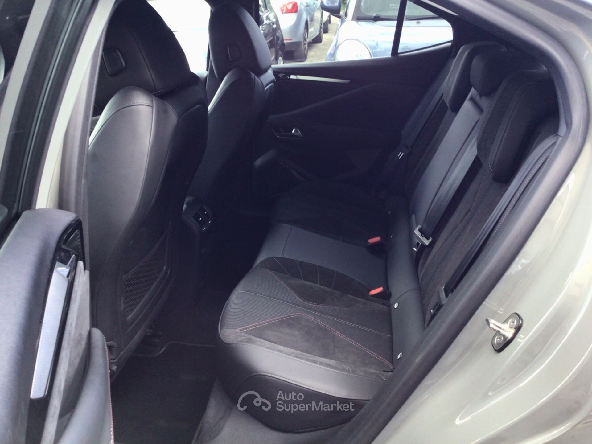 DS Automobiles DS 4