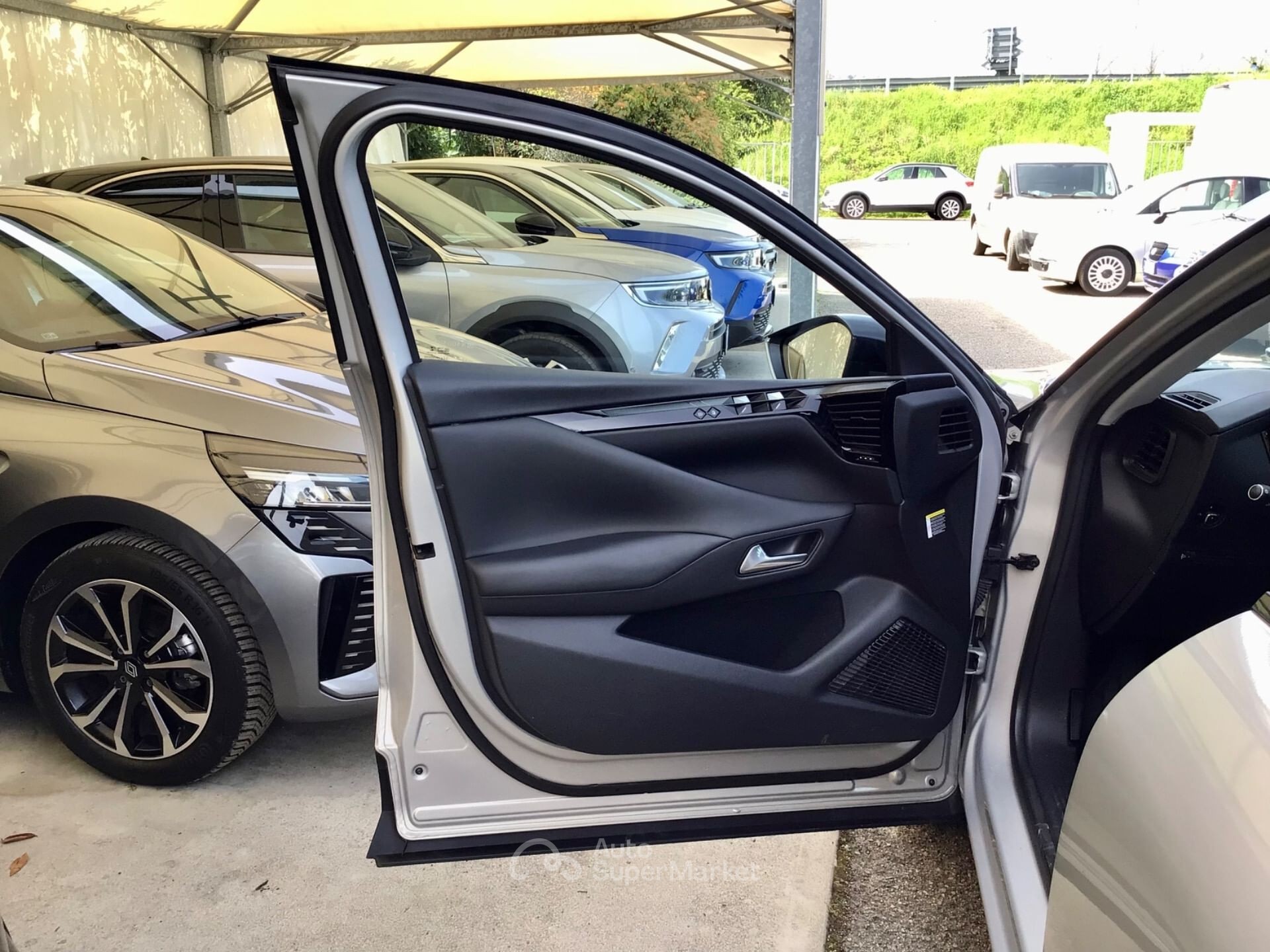 DS Automobiles DS 4