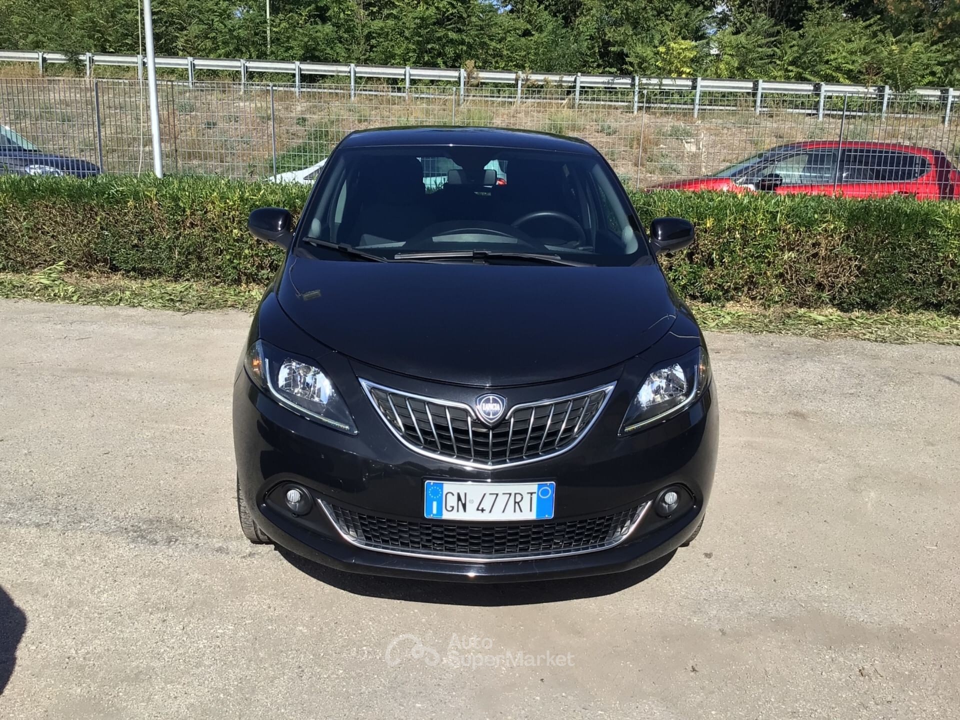 Lancia Ypsilon