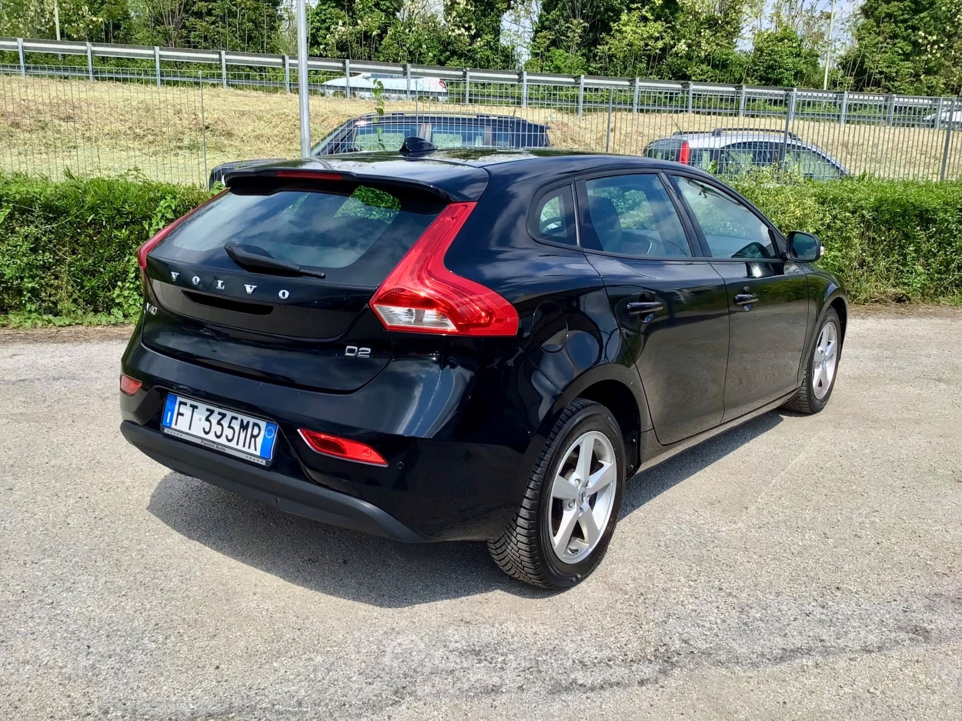 Volvo V40