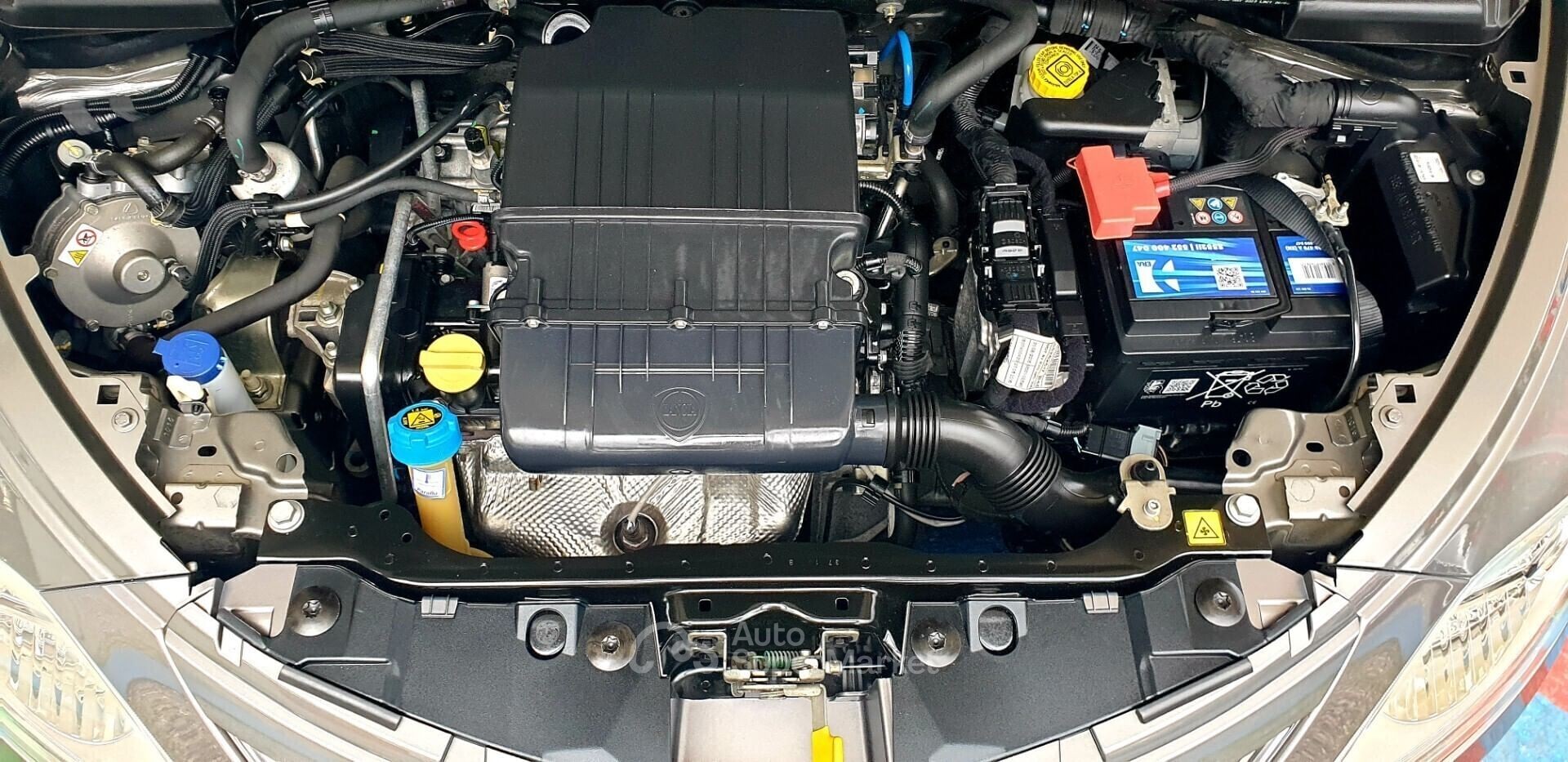 Lancia Ypsilon
