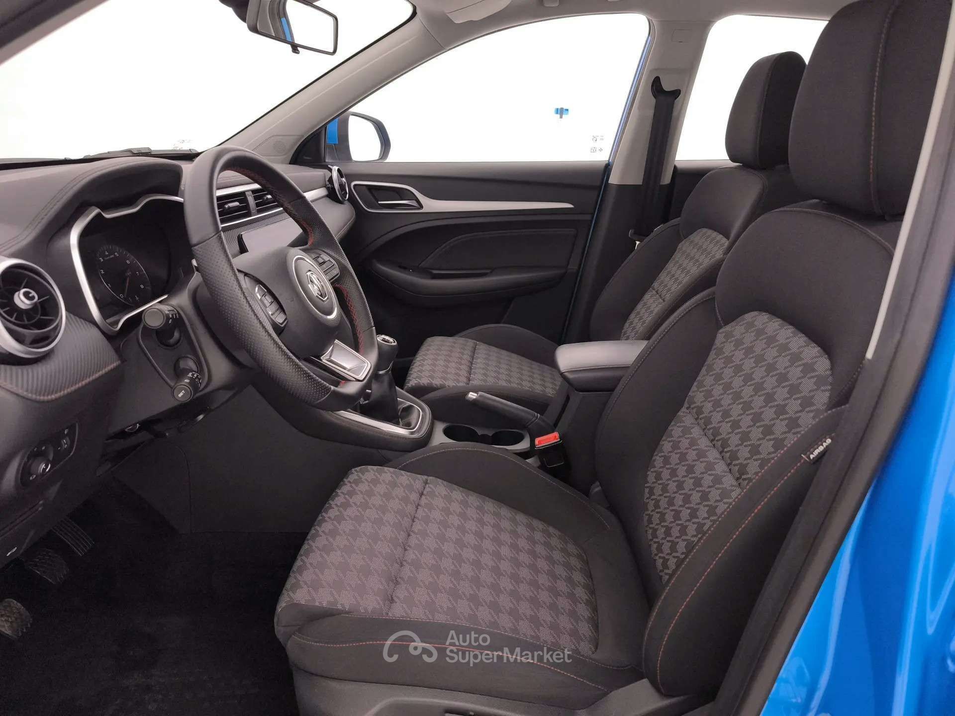MG ZS