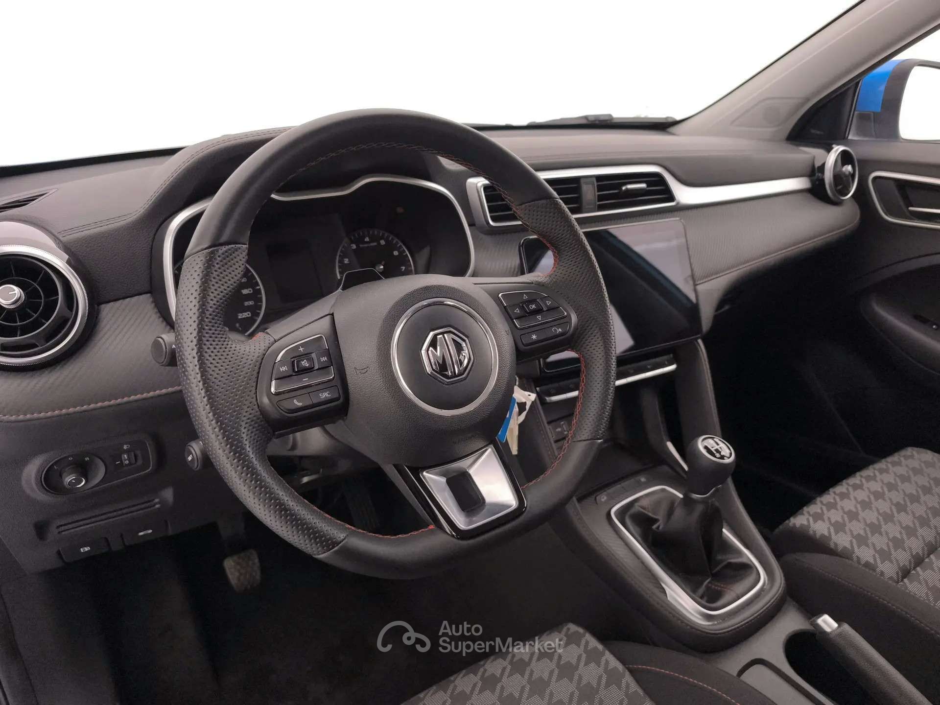 MG ZS