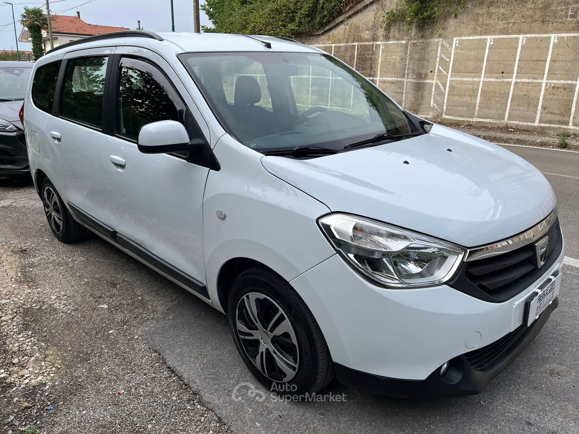 Dacia Lodgy