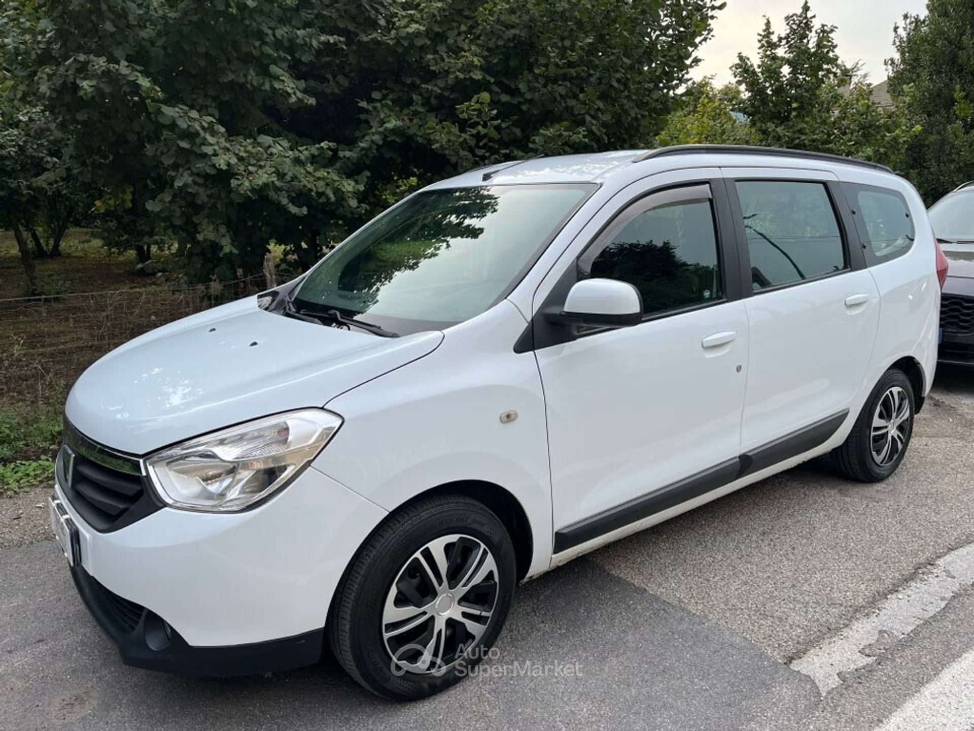 Dacia Lodgy