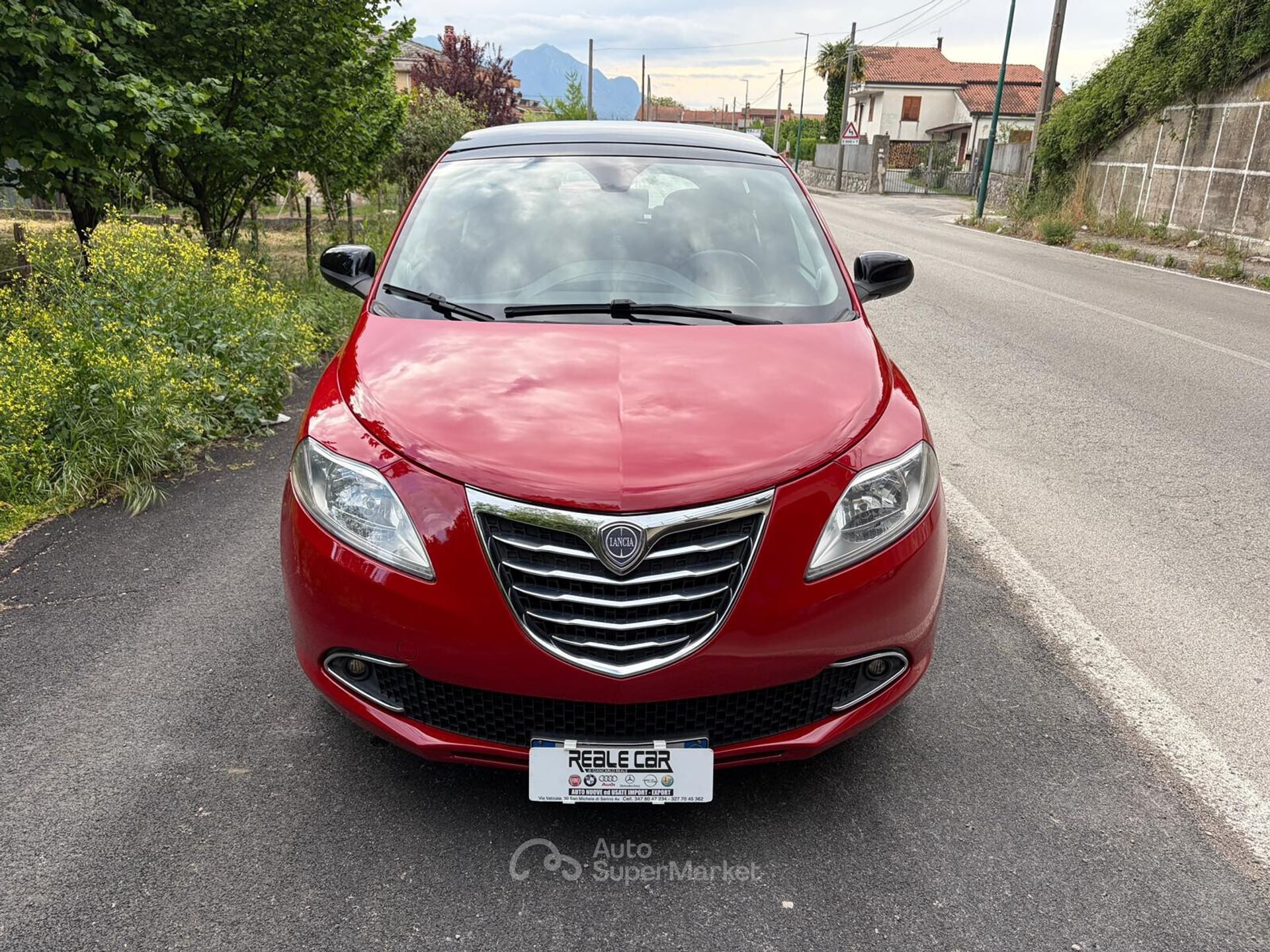 Lancia Ypsilon