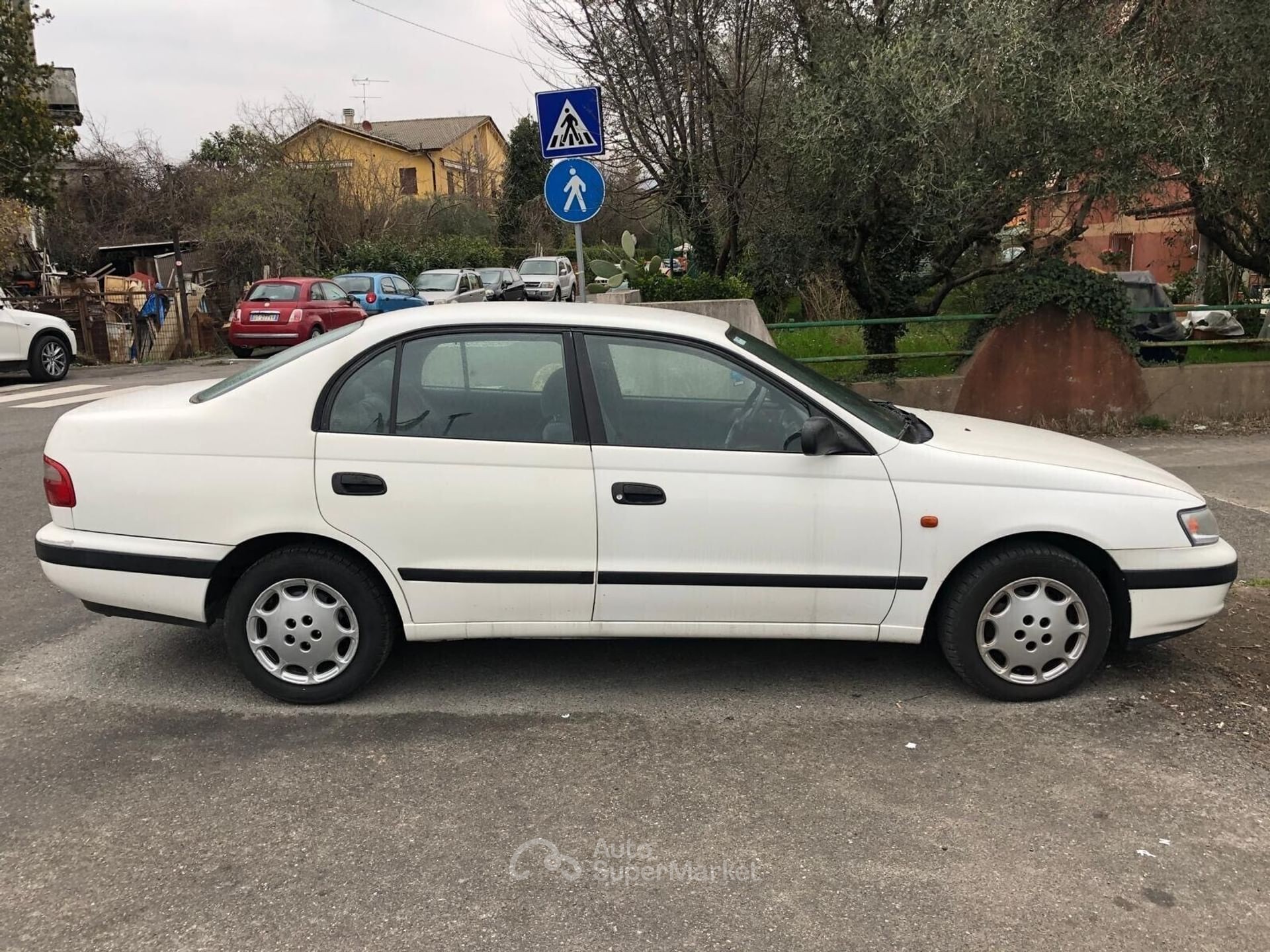 Toyota Carina E