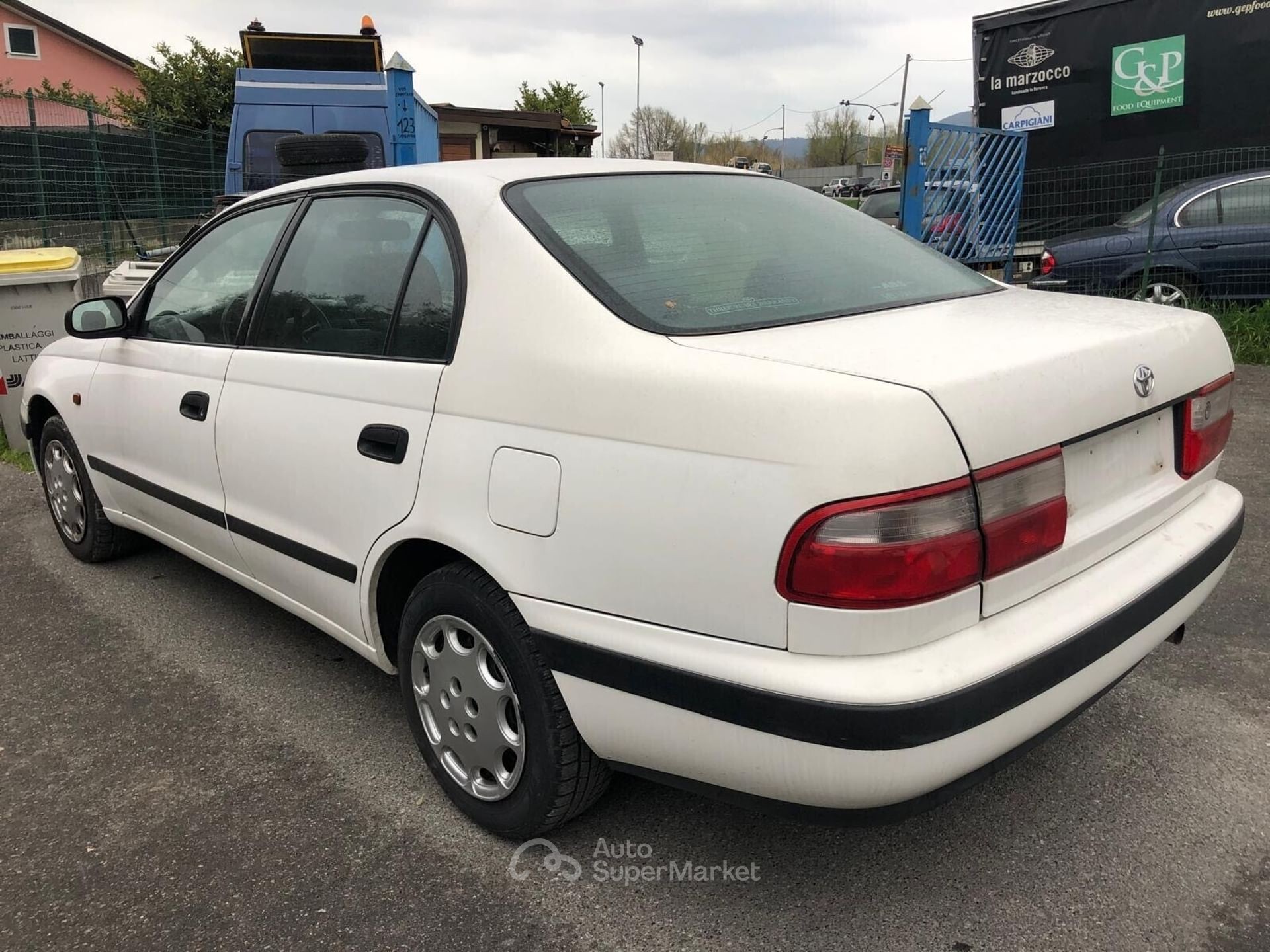 Toyota Carina E