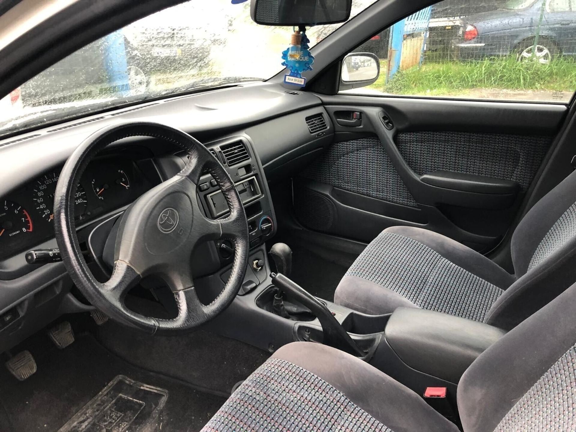 Toyota Carina E